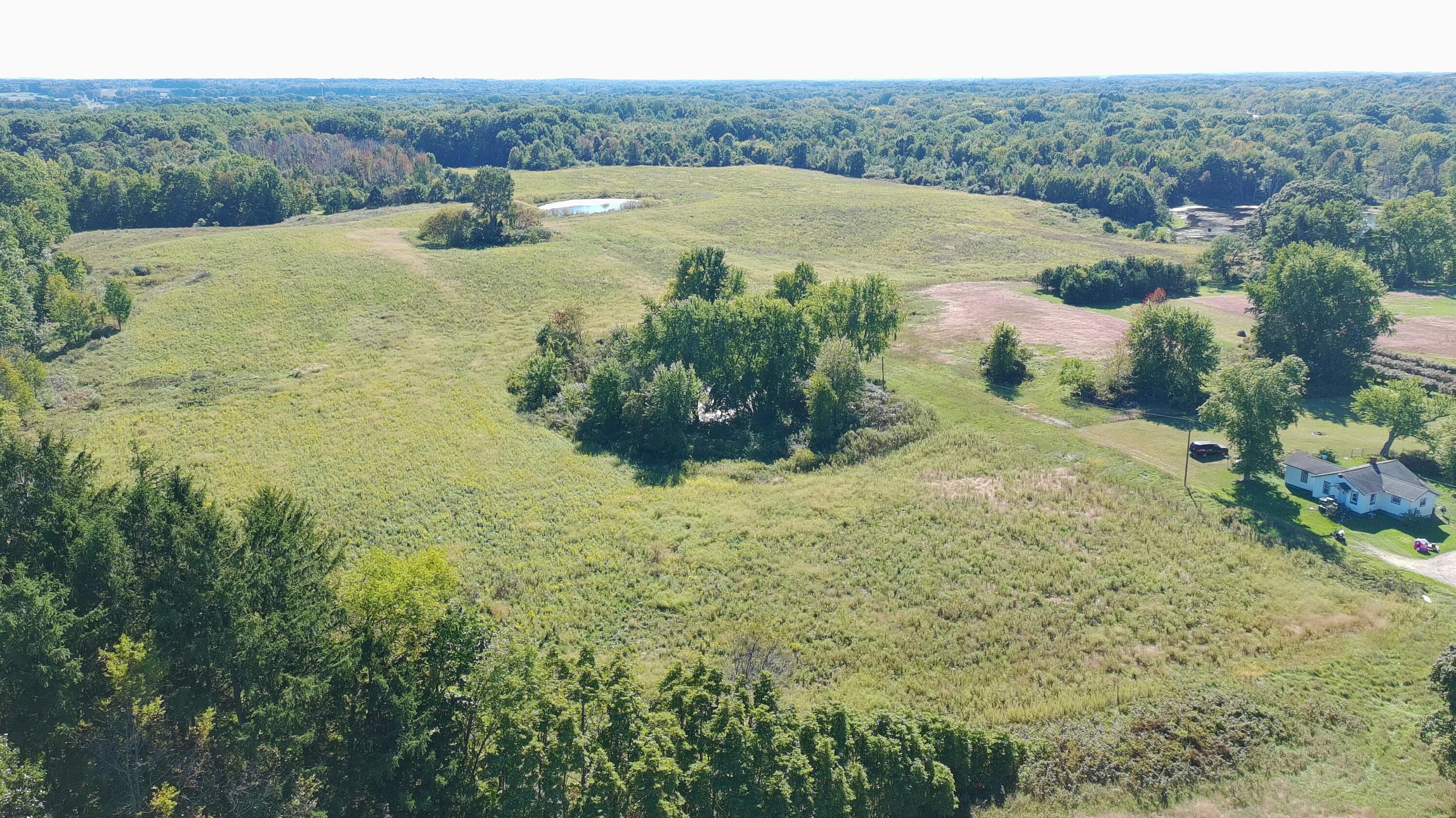 5710 Riverside Road Coloma MI 49038
