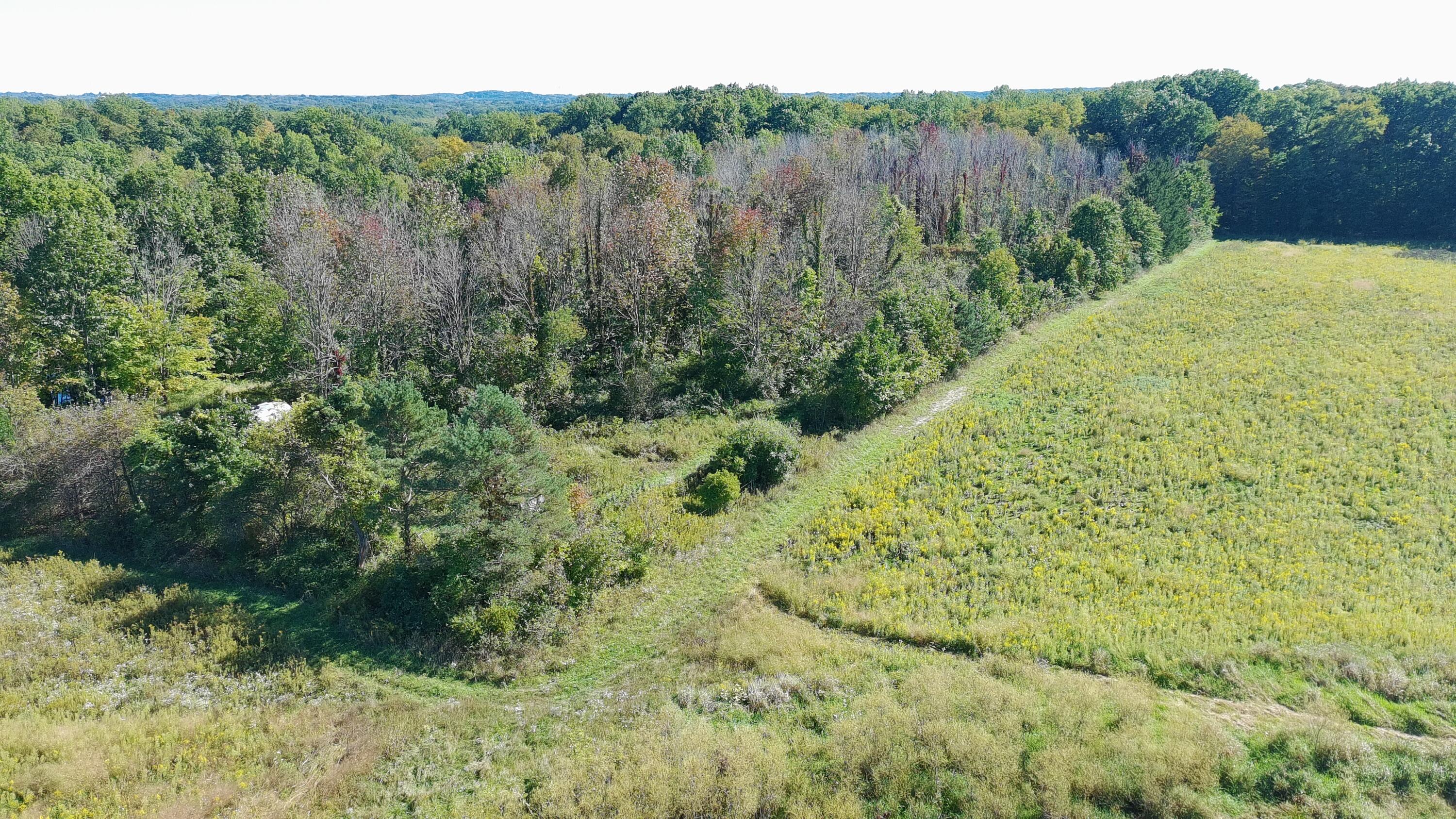 5710 Riverside Road Coloma MI 49038