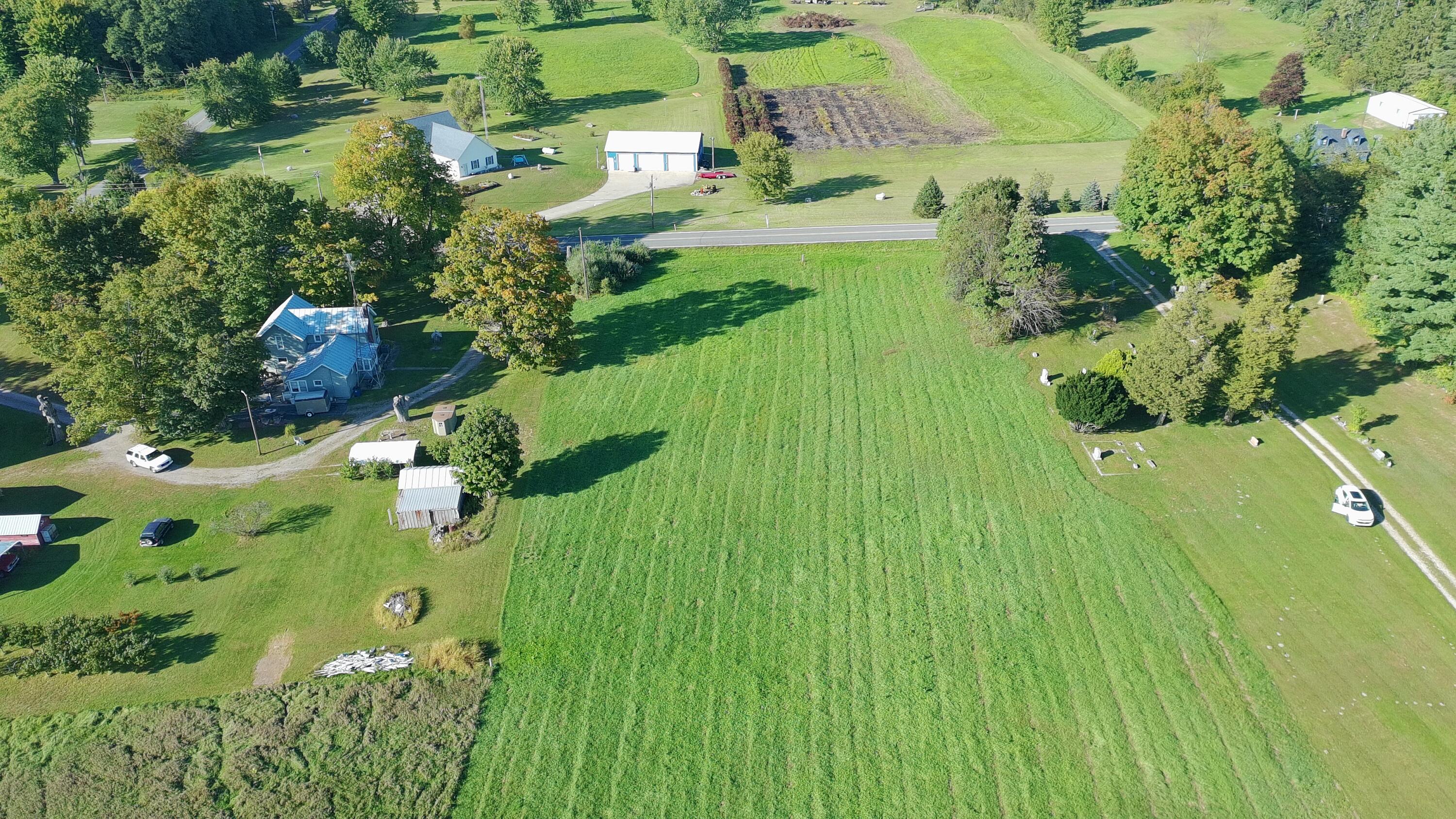5710 Riverside Road Coloma MI 49038