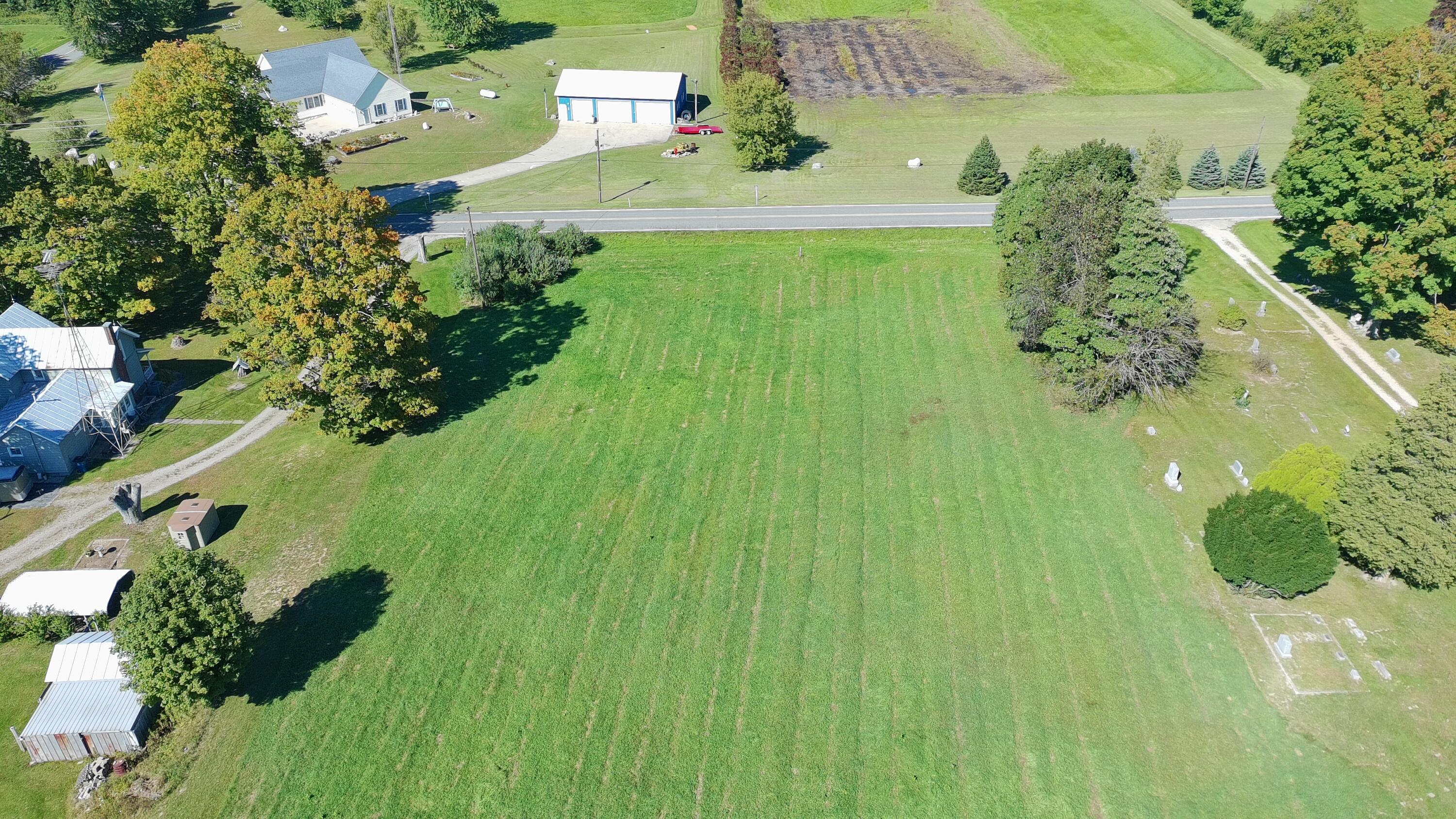 5710 Riverside Road Coloma MI 49038
