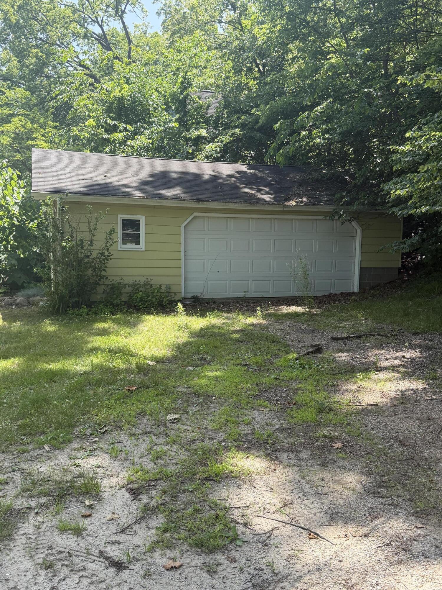 65341 North Drive Cassopolis MI 49031
