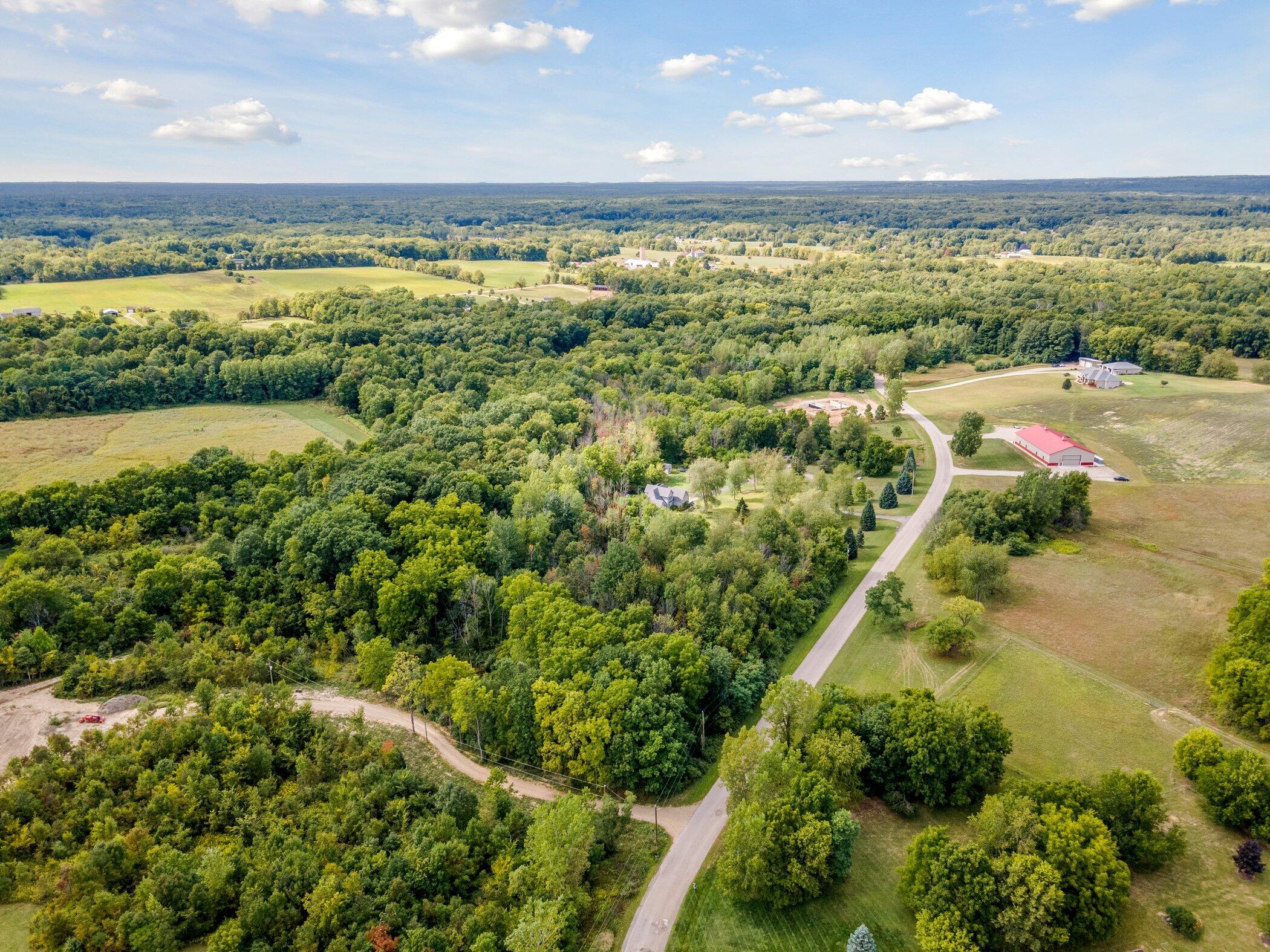V/l Springhill Drive Allegan MI 49010