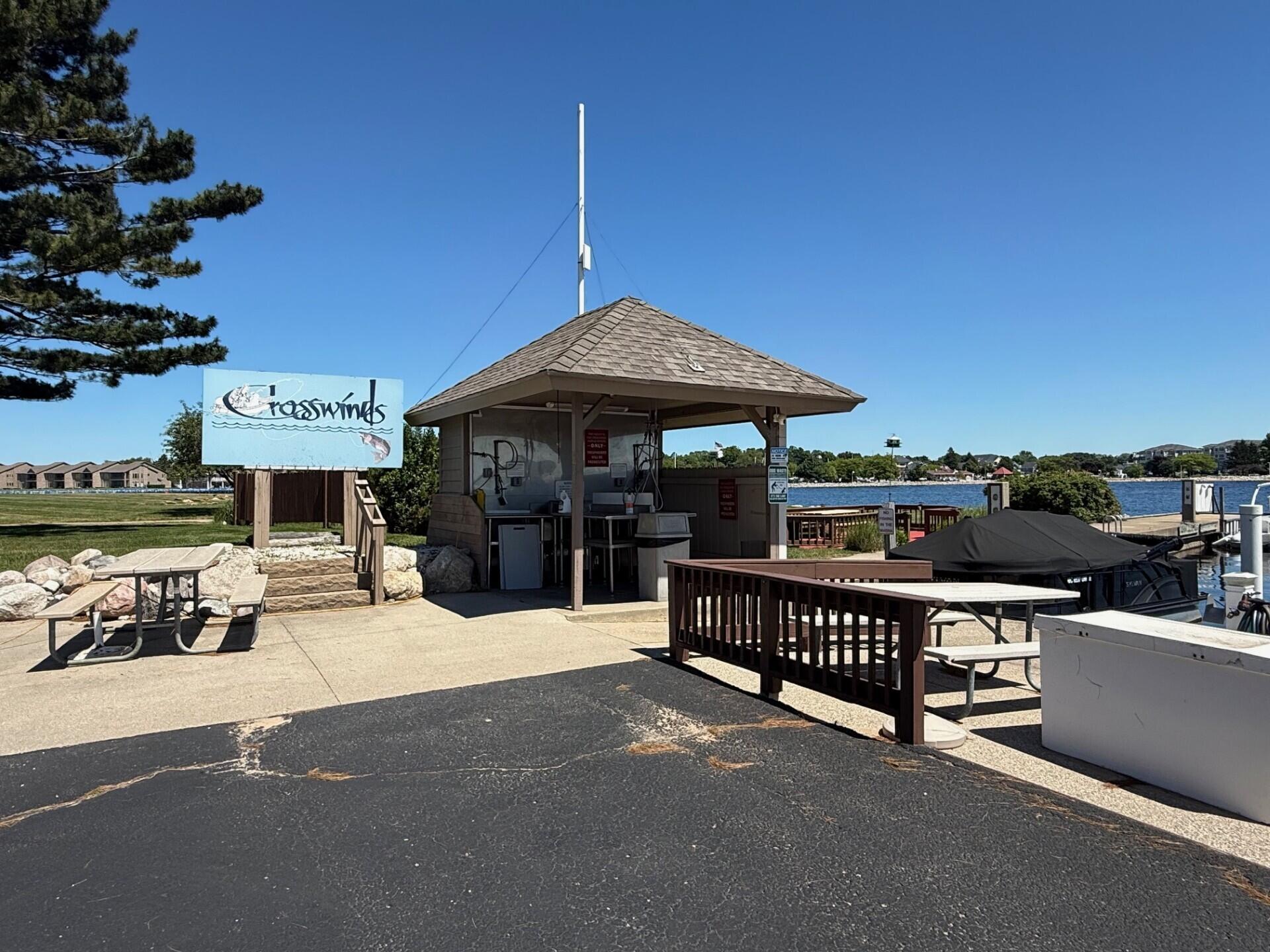 98 Harbor Drive Ludington MI 49431