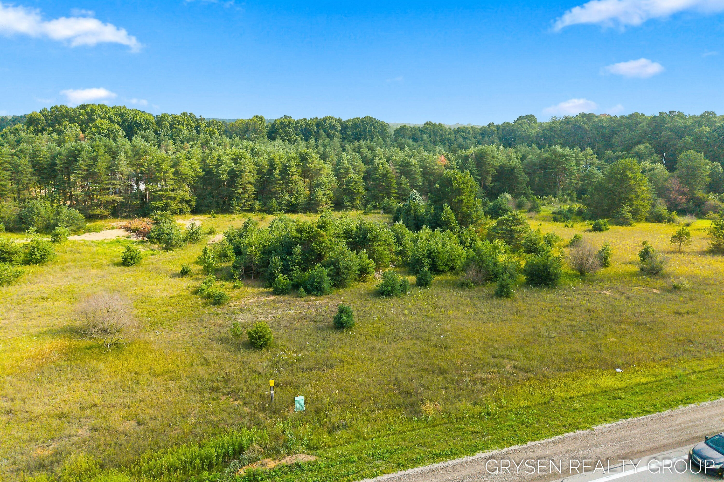7369 14 Mile Road NE Rockford MI 49341