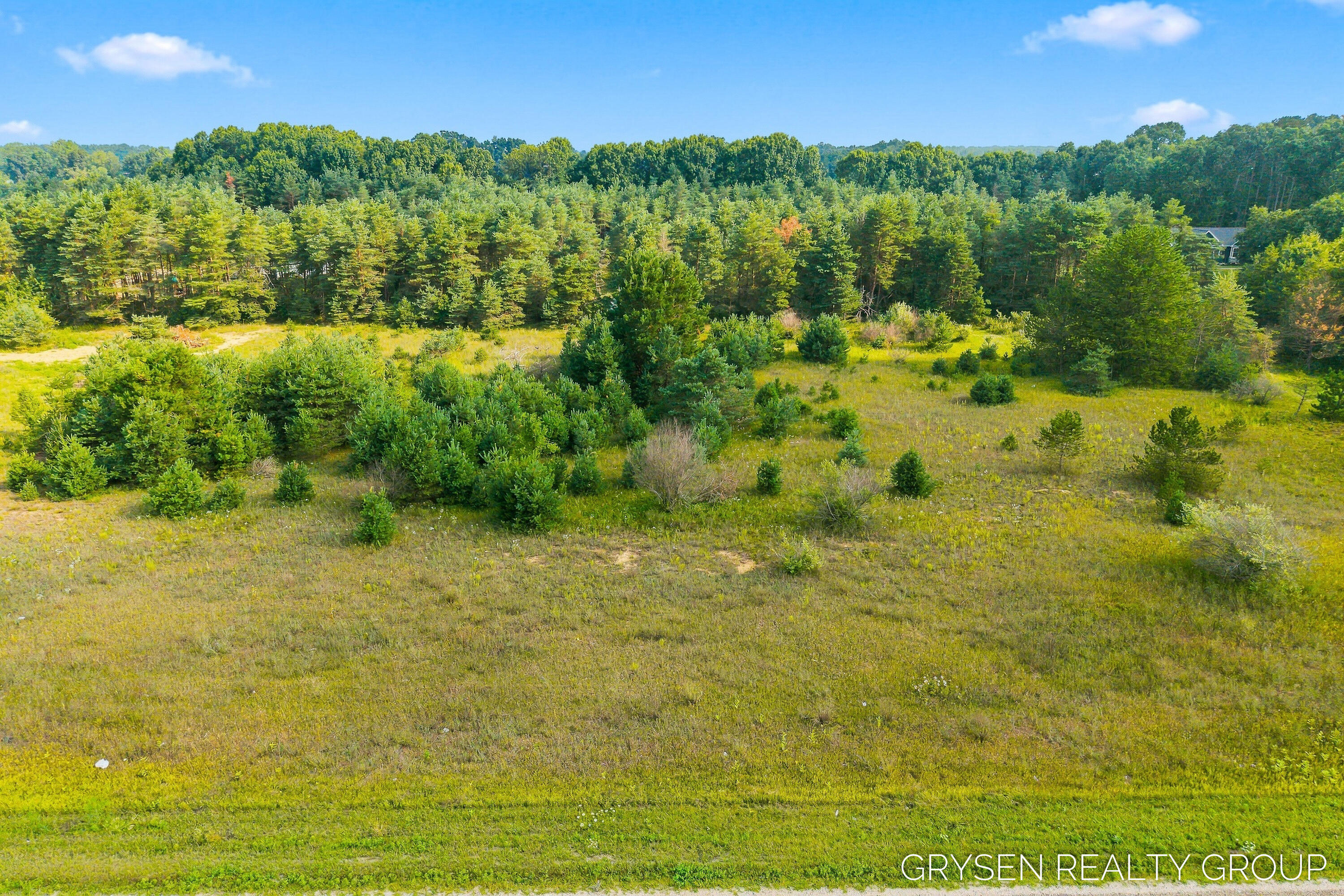 7369 14 Mile Road NE Rockford MI 49341