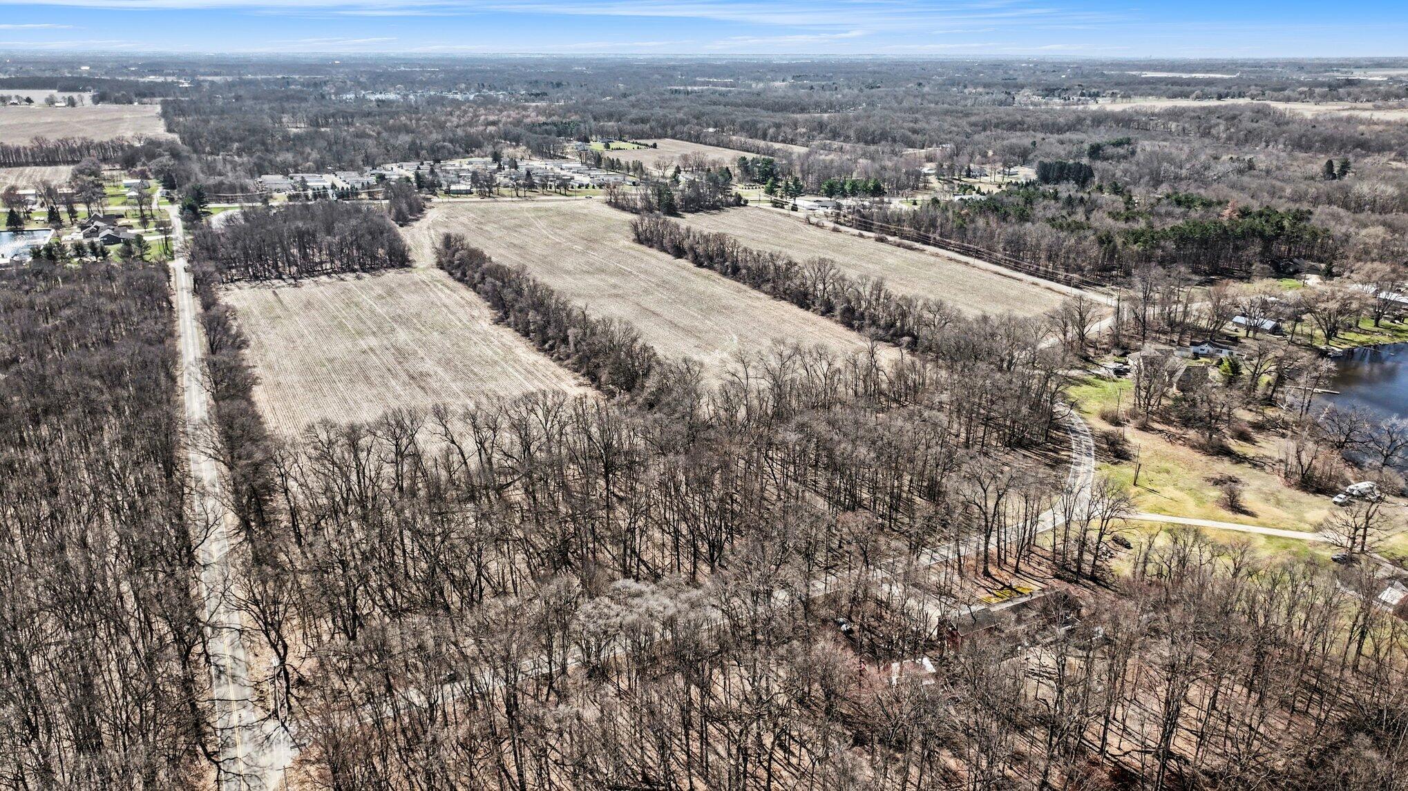 Ville Garver Lake Road Edwardsburg MI 49112