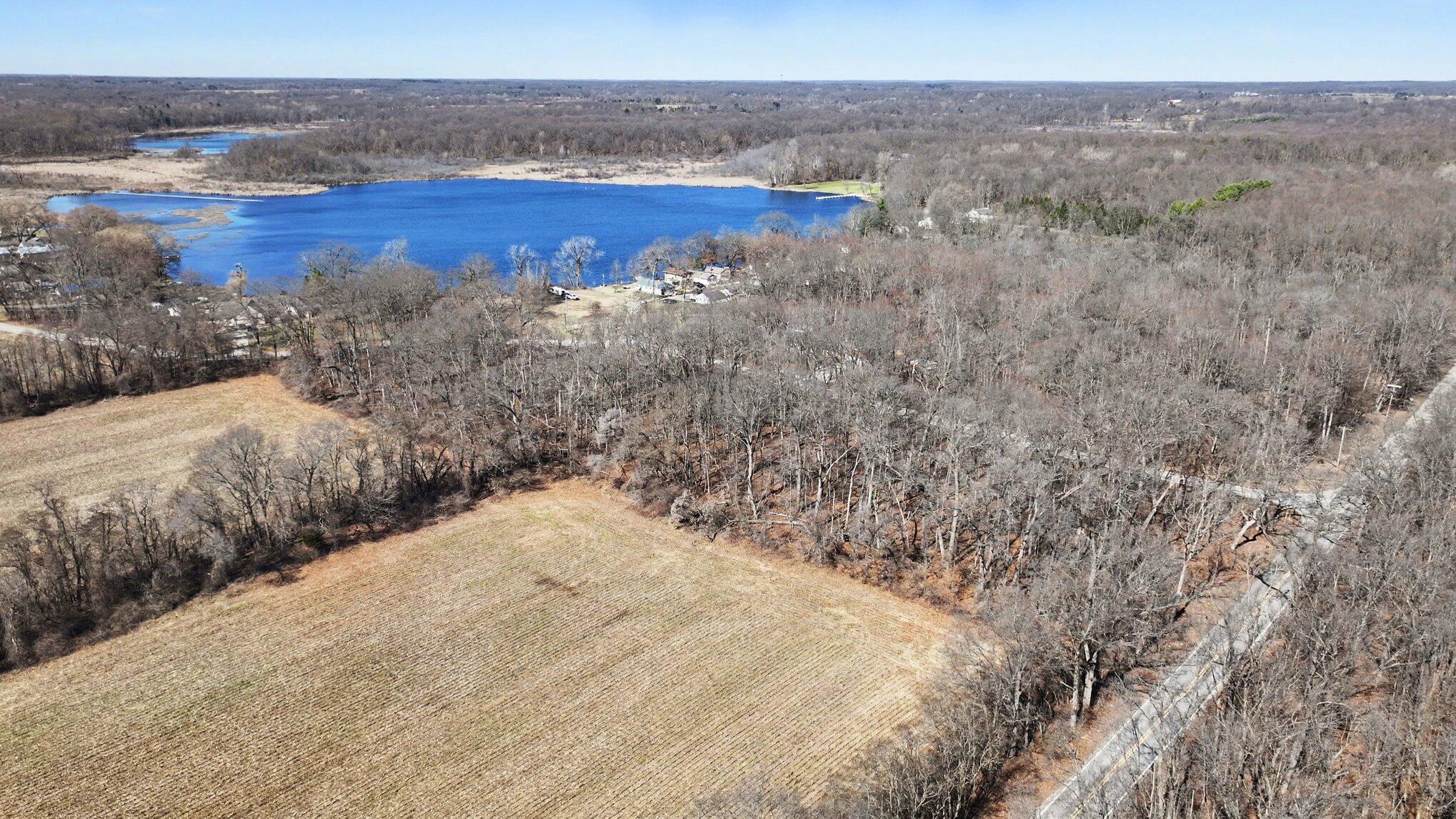 Ville Garver Lake Road Edwardsburg MI 49112
