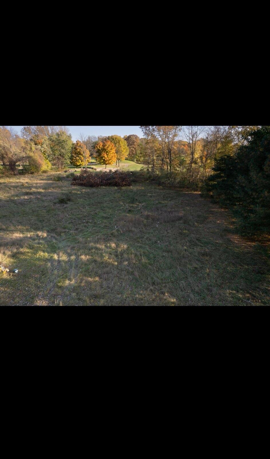 2697 Peachtree Lane Benton Harbor MI 49022