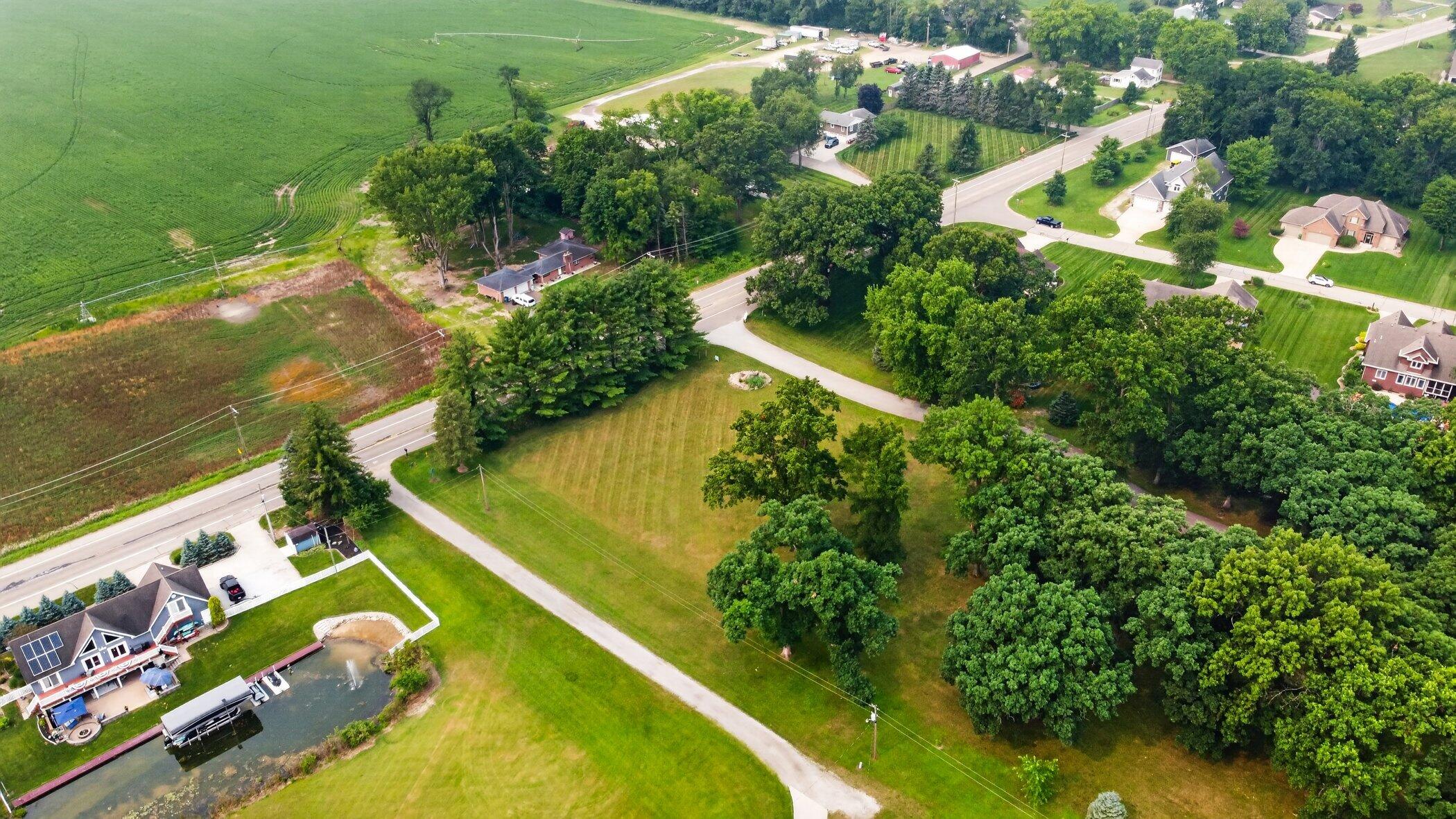 69027 South Beach Drive Edwardsburg MI 49112