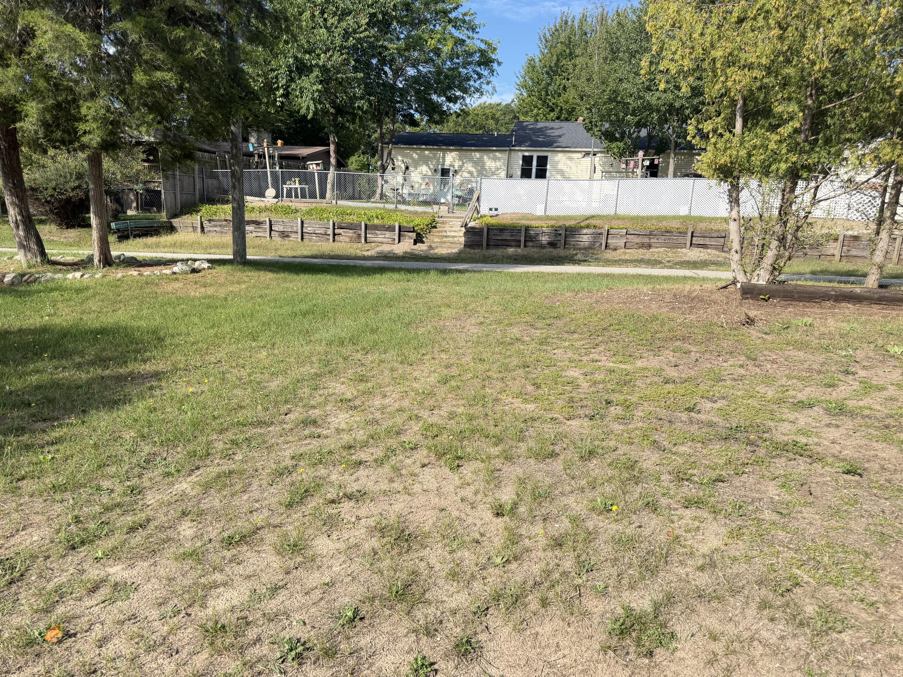 1029 N Rath Avenue Ludington MI 49431