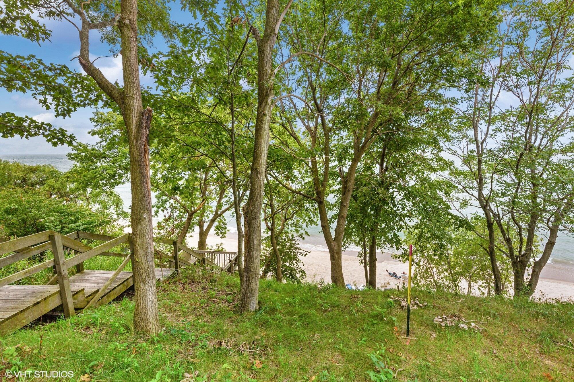 52 Lake Road Bridgman MI 49106