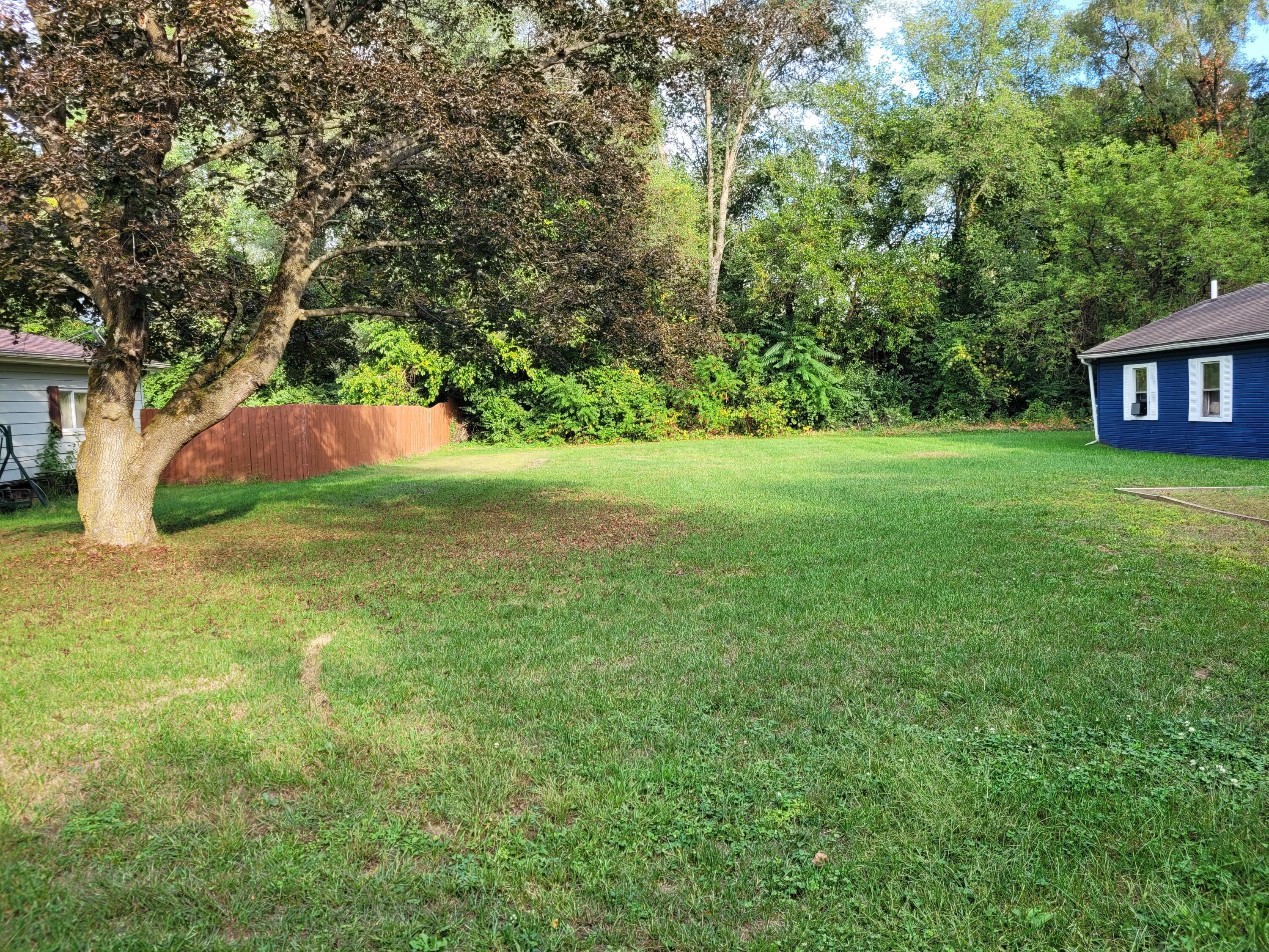 892 Sullivan Avenue Niles MI 49120
