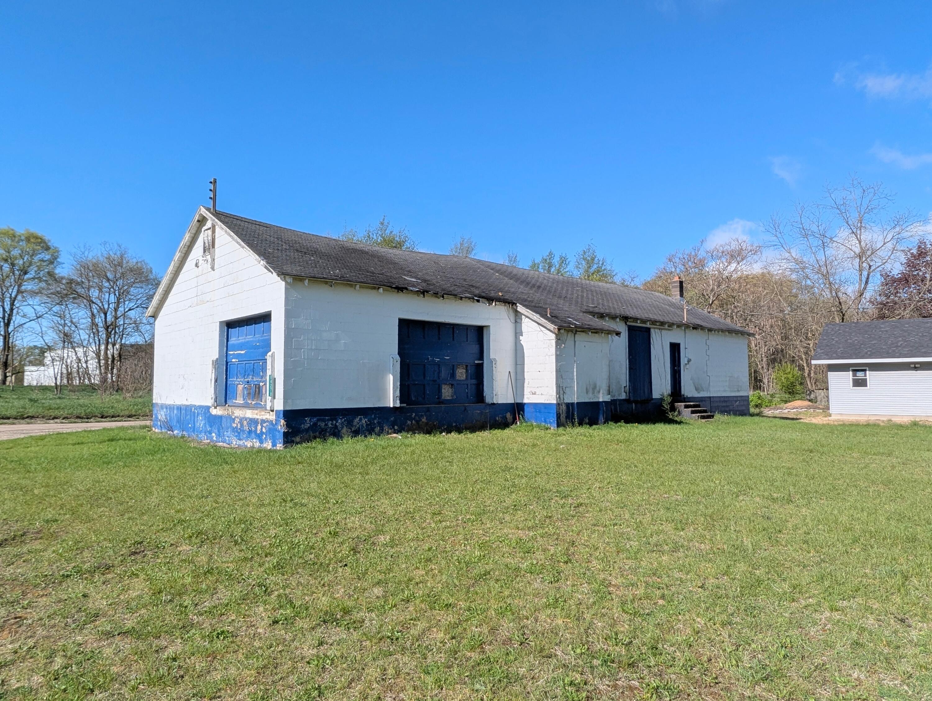 4270 County Road 215 Grand Junction MI 49056
