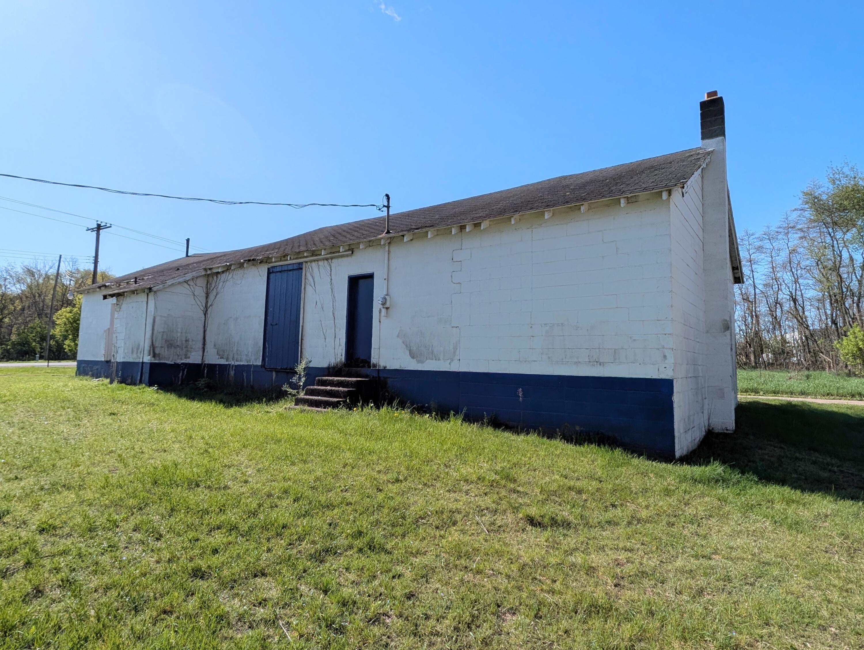 4270 County Road 215 Grand Junction MI 49056