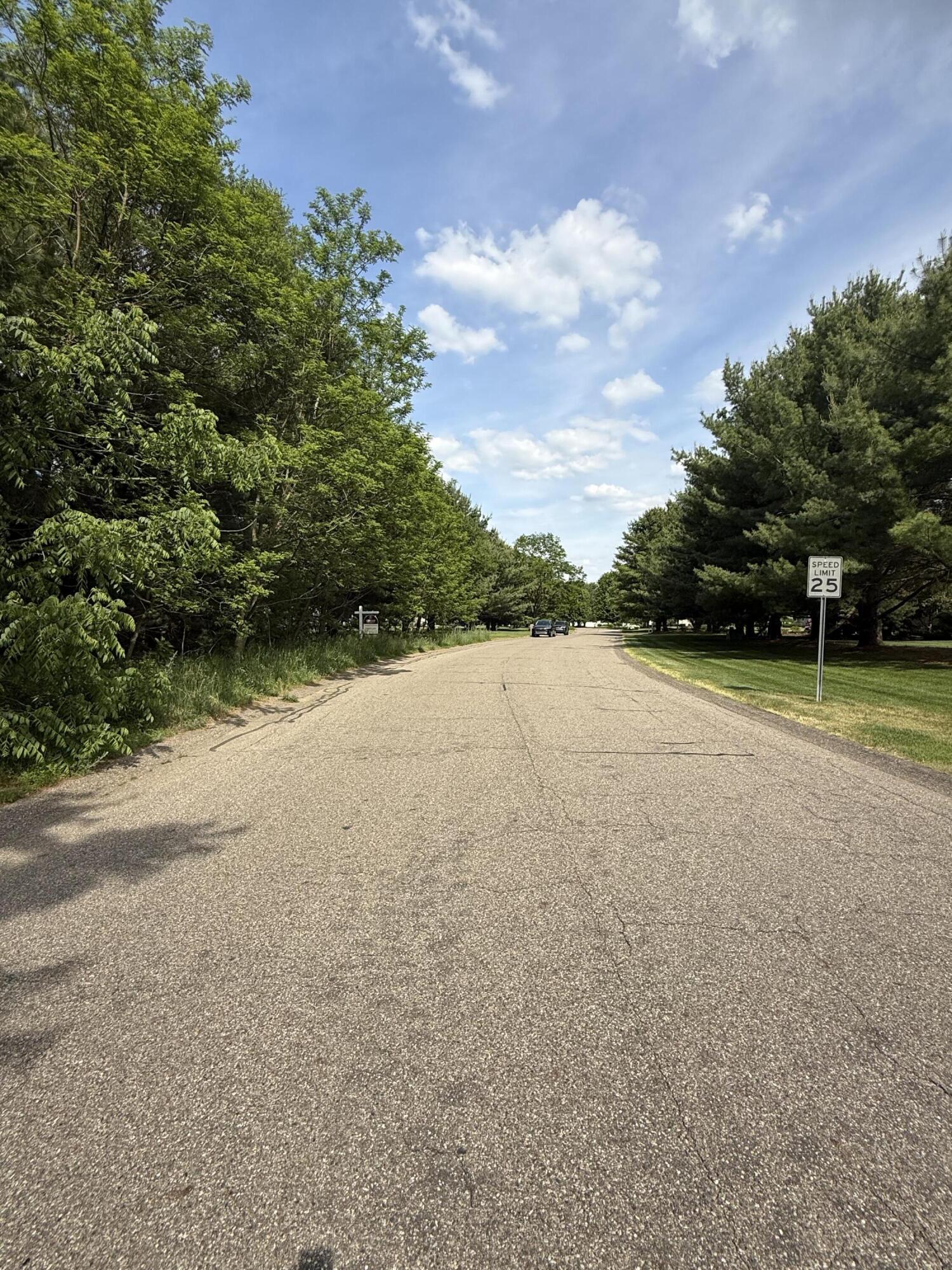 5940 Blue Jay Drive Kalamazoo MI 49009