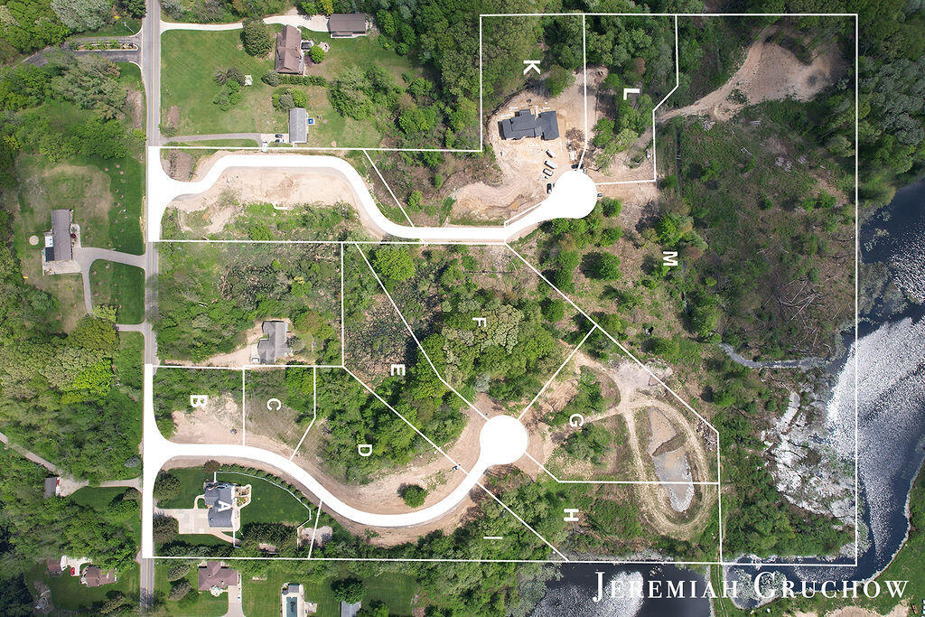 757 W Sedona Hills Court NE Grand Rapids MI 49525