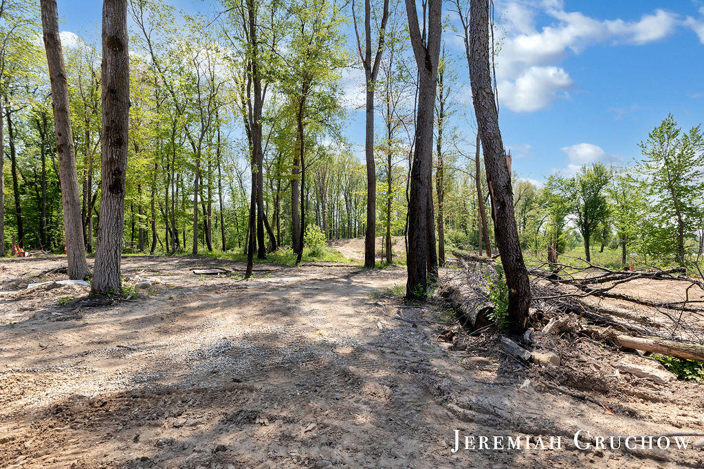 757 W Sedona Hills Court NE Grand Rapids MI 49525