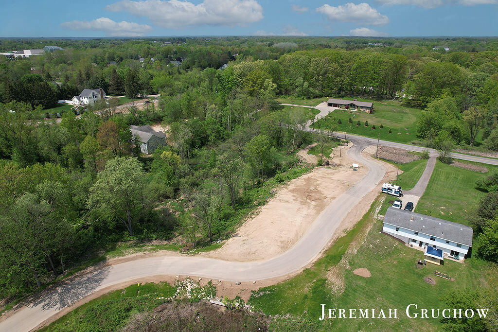 757 W Sedona Hills Court NE Grand Rapids MI 49525