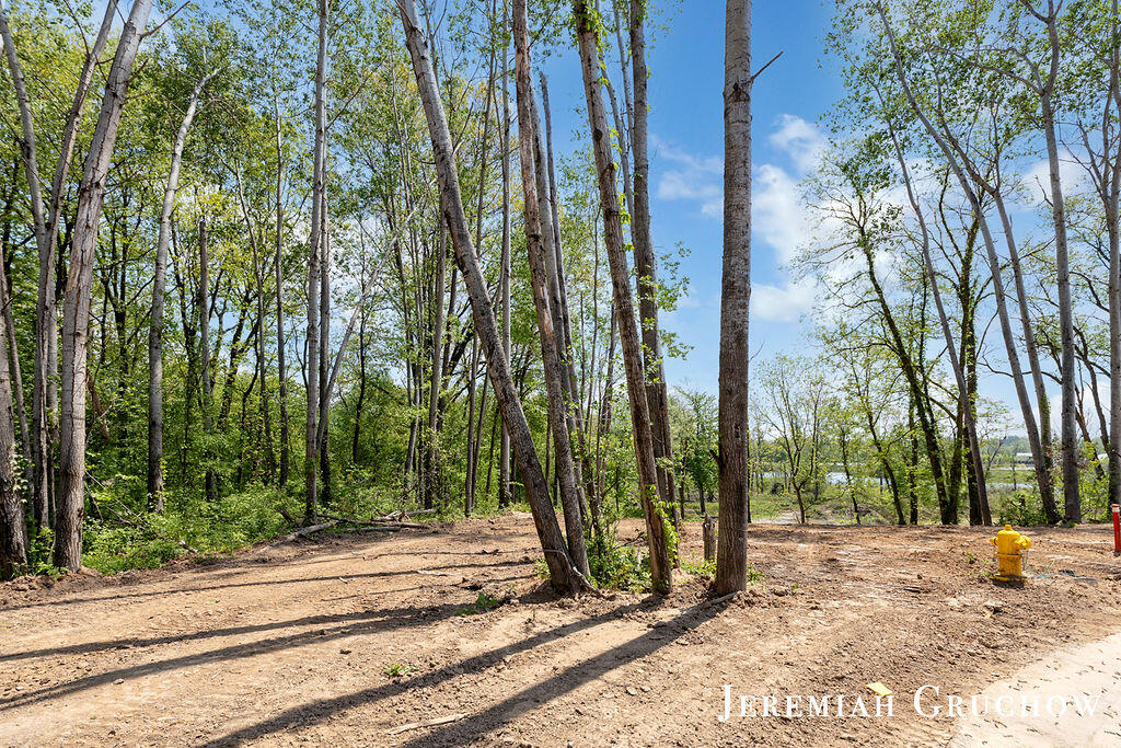 757 W Sedona Hills Court NE Grand Rapids MI 49525
