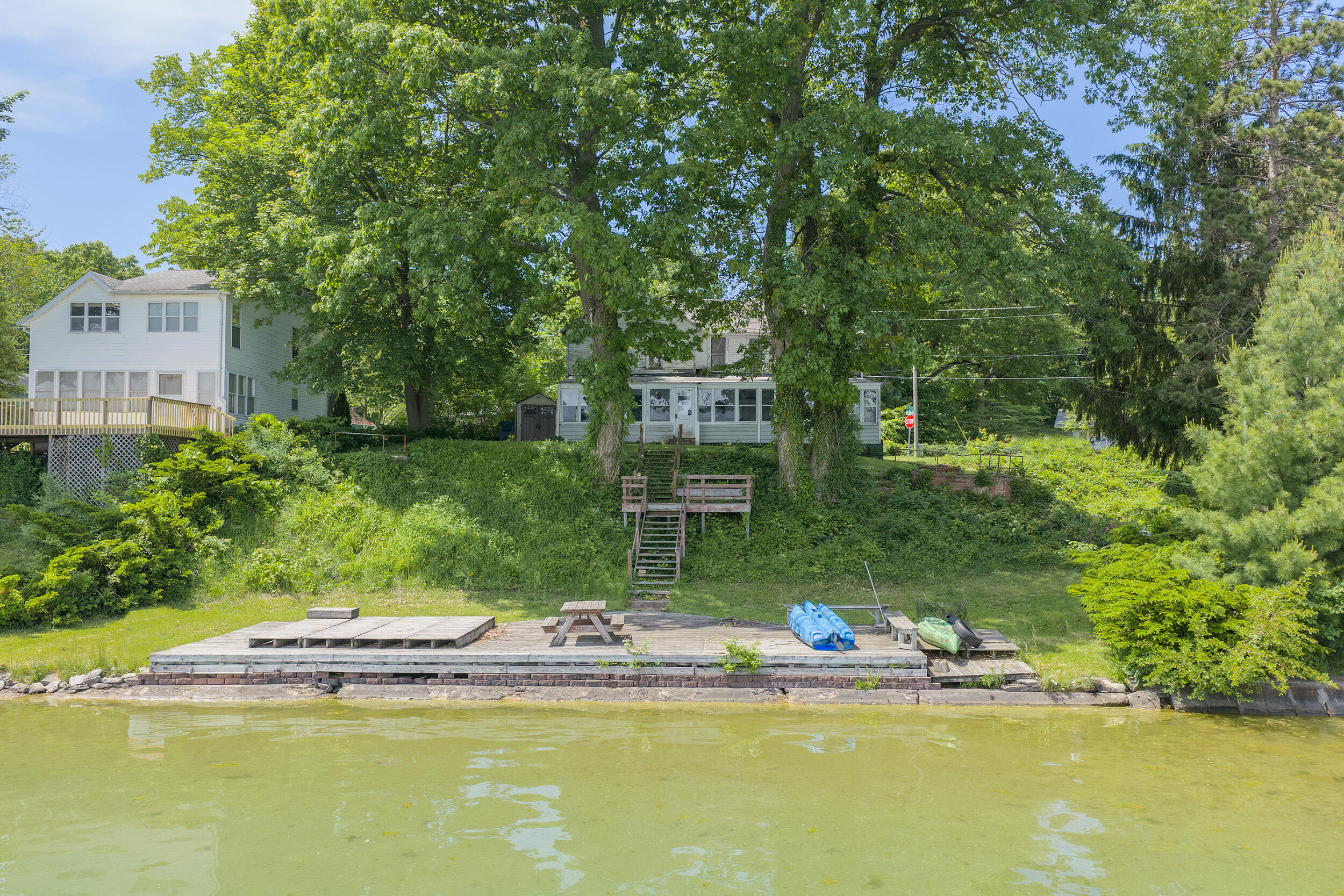 68270 N Shore Drive Edwardsburg MI 49112