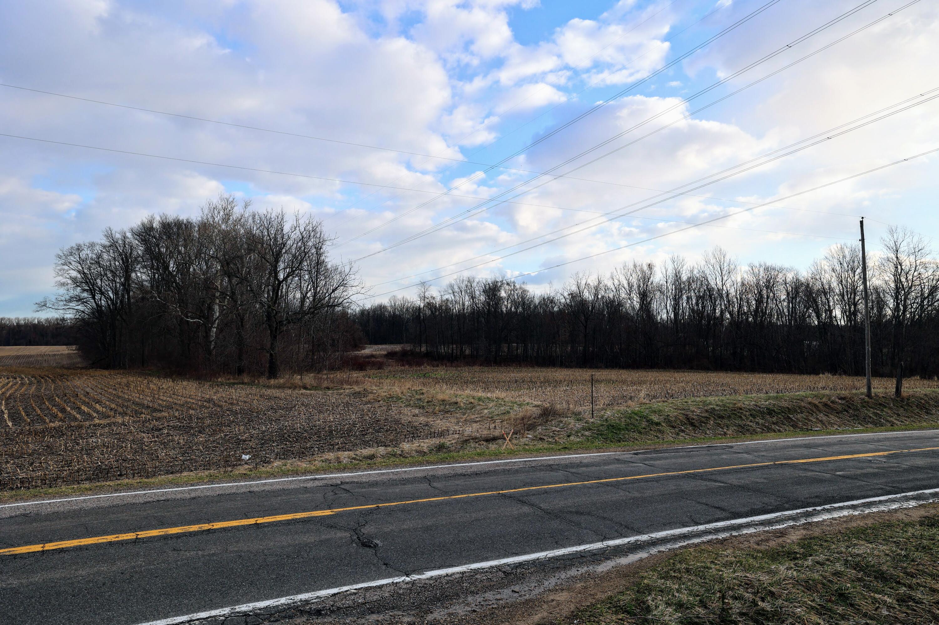 Ville W Glendora Road Buchanan MI 49107
