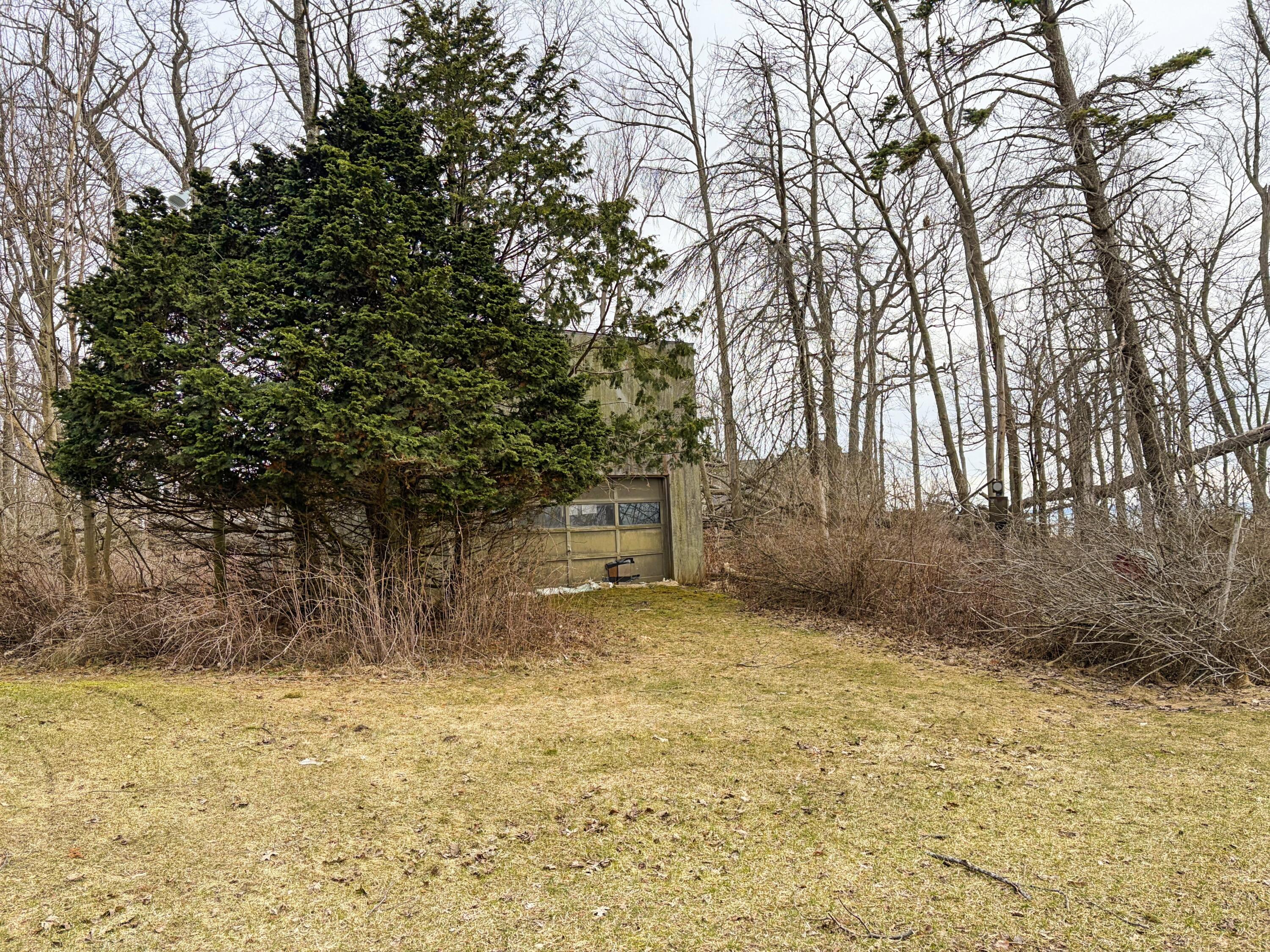 4973 S Lakeshore Drive Ludington MI 49431
