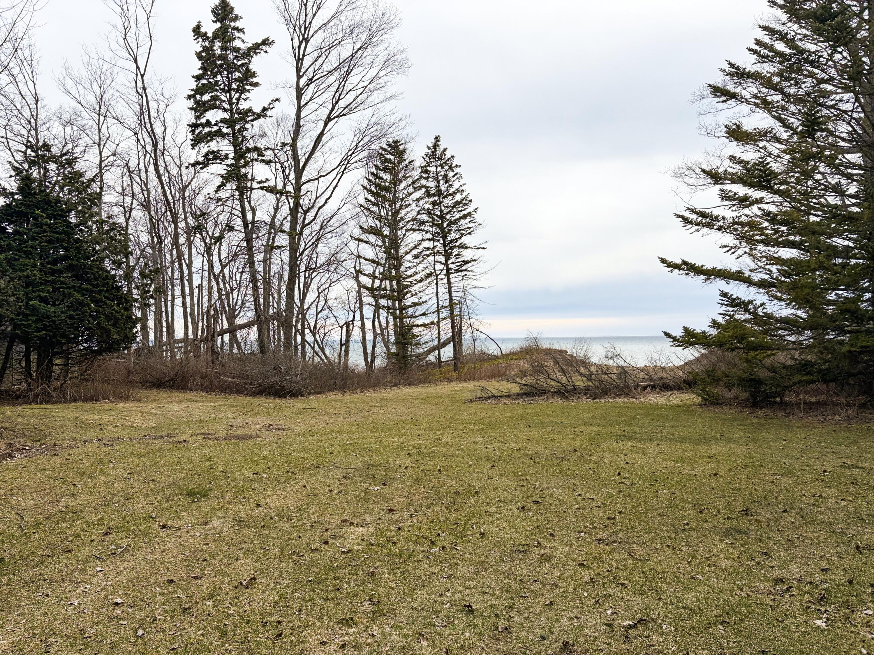 4973 S Lakeshore Drive Ludington MI 49431