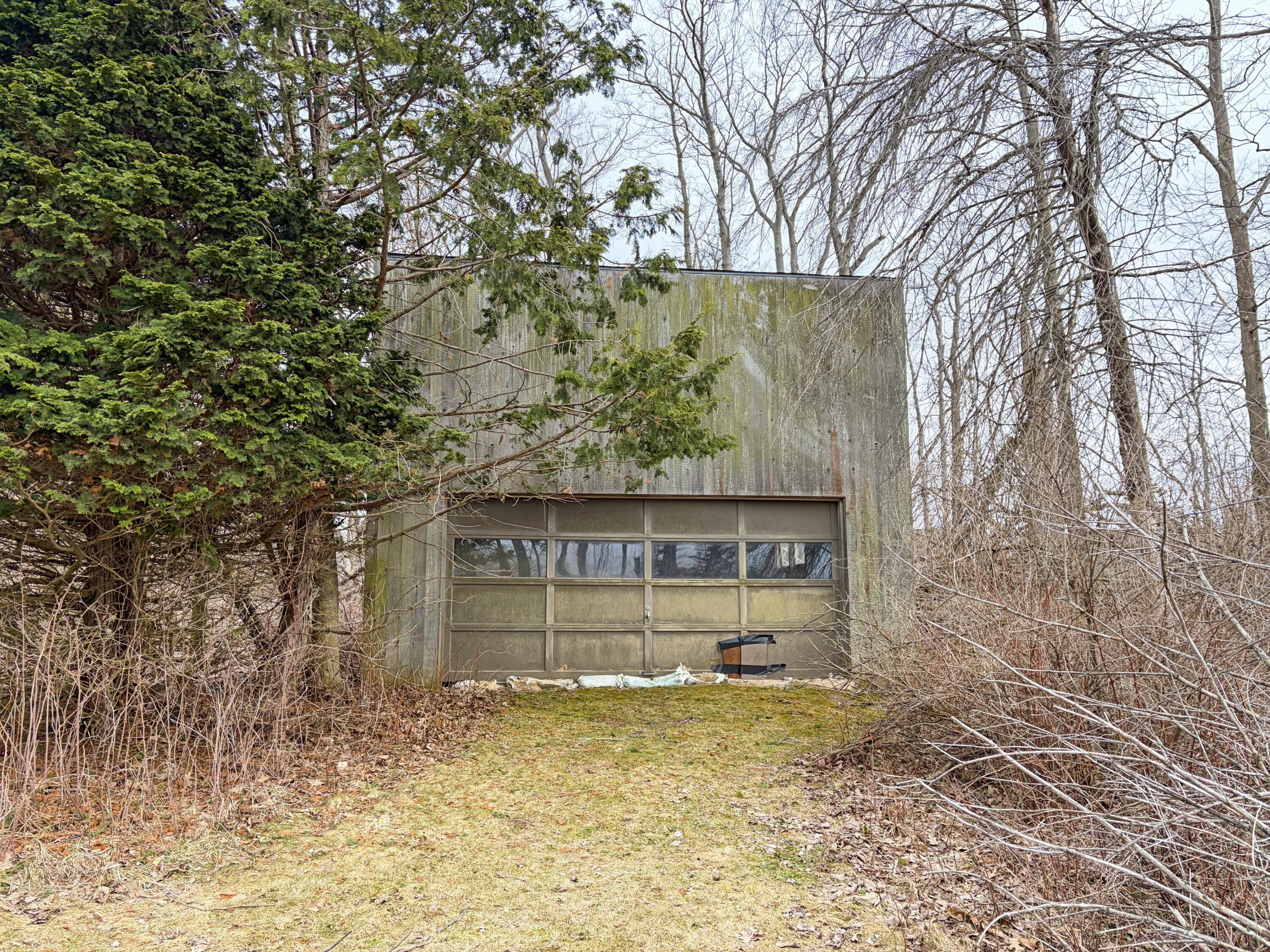 4973 S Lakeshore Drive Ludington MI 49431