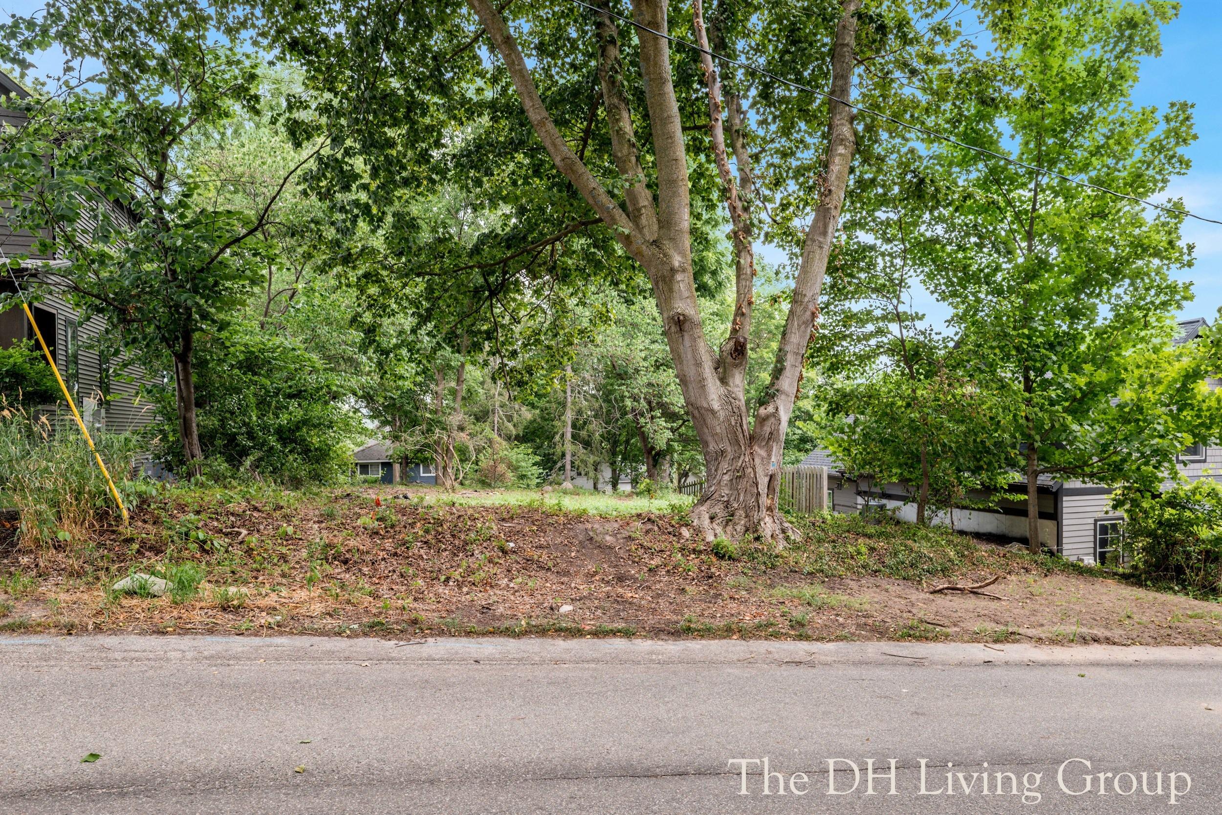 Ada MI, 7259 Bradfield Street SE