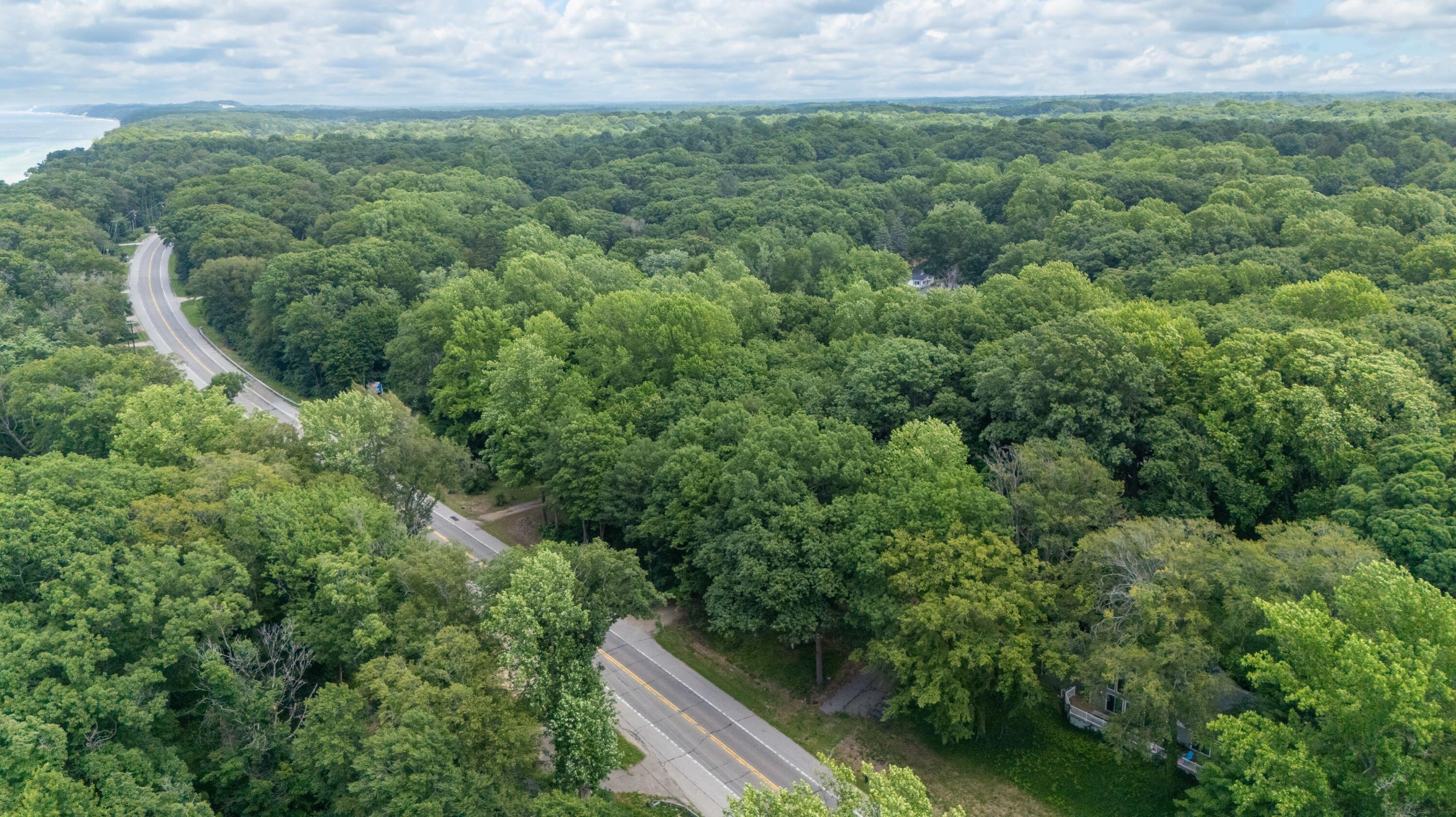 5455 M 63 N Coloma MI 49038