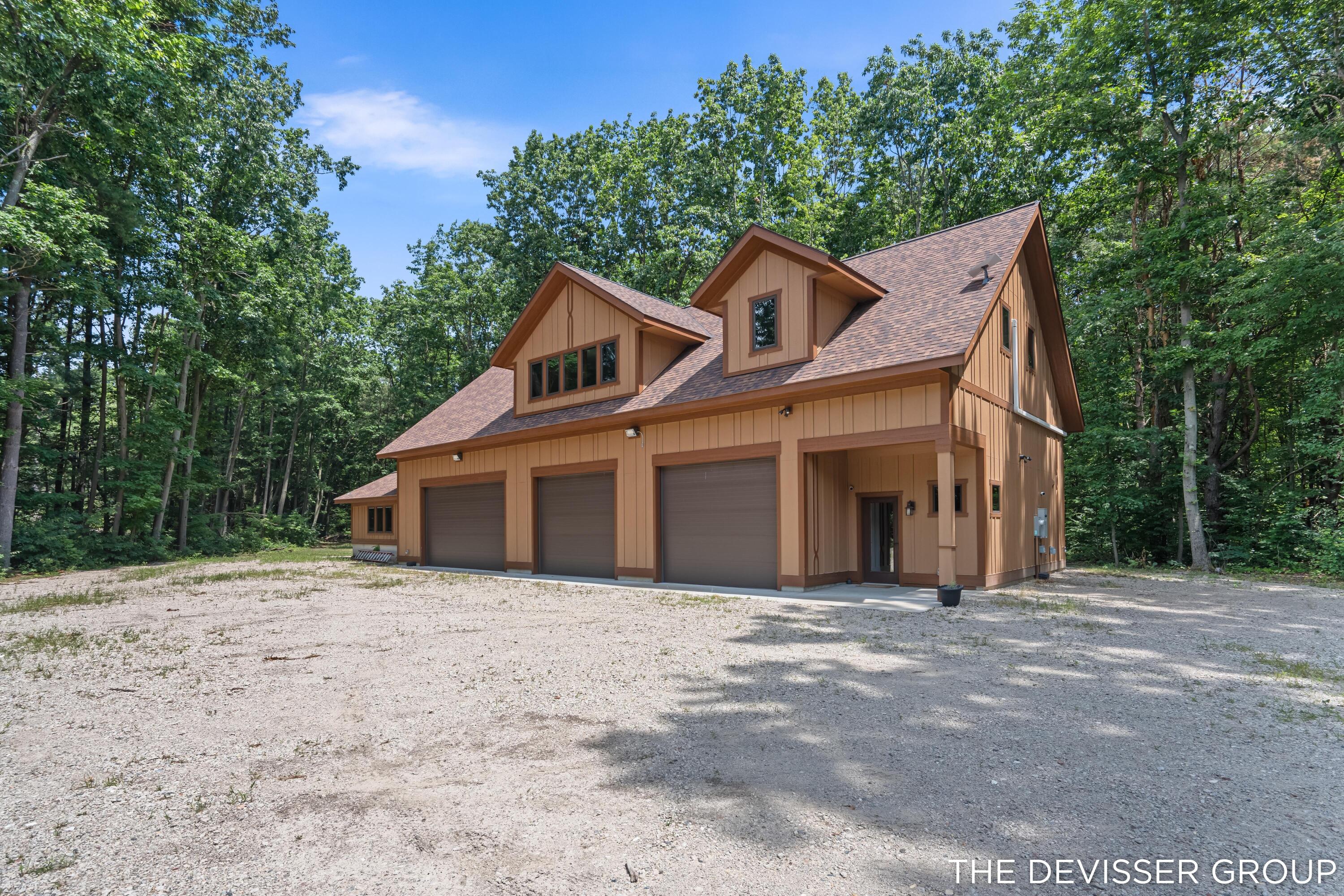 5837 Timber Bluff Trail Fennville MI 49408
