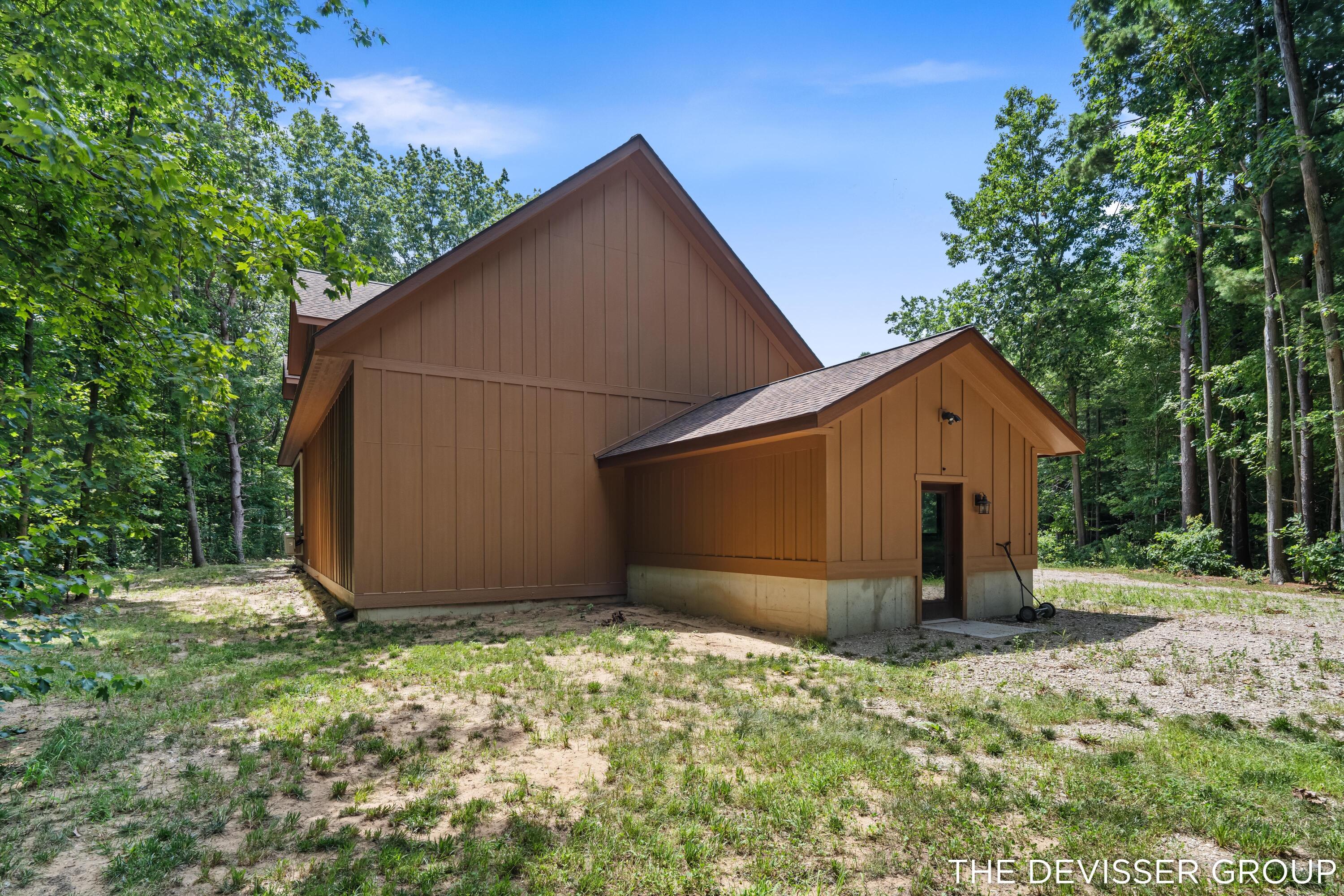 5837 Timber Bluff Trail Fennville MI 49408