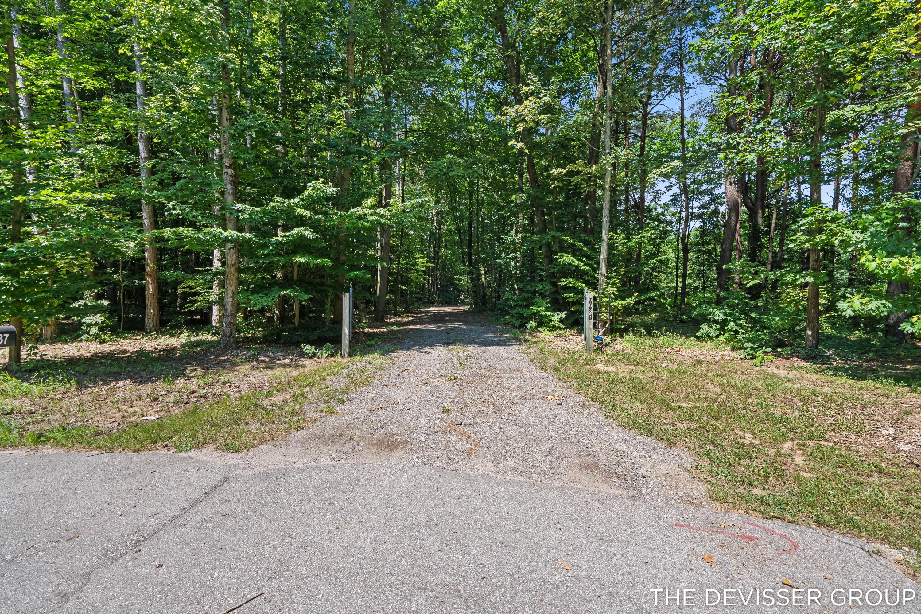 5837 Timber Bluff Trail Fennville MI 49408