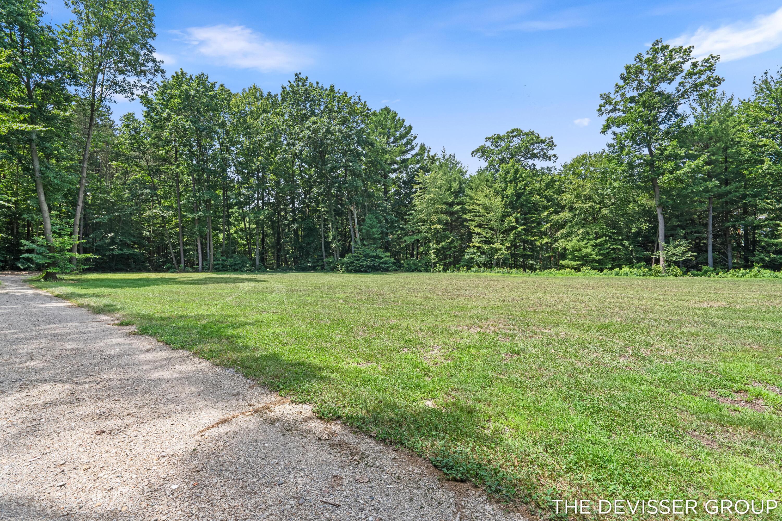 5837 Timber Bluff Trail Fennville MI 49408