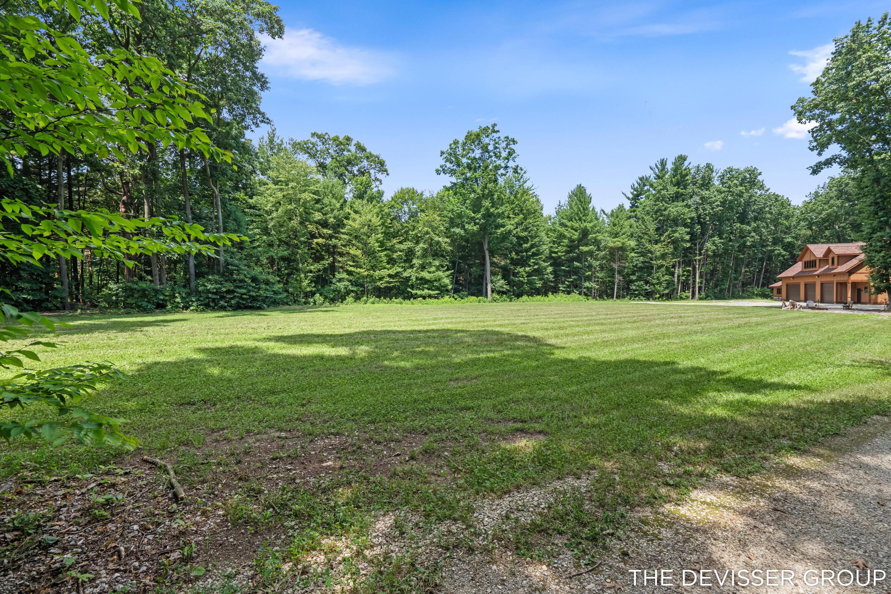 5837 Timber Bluff Trail Fennville MI 49408