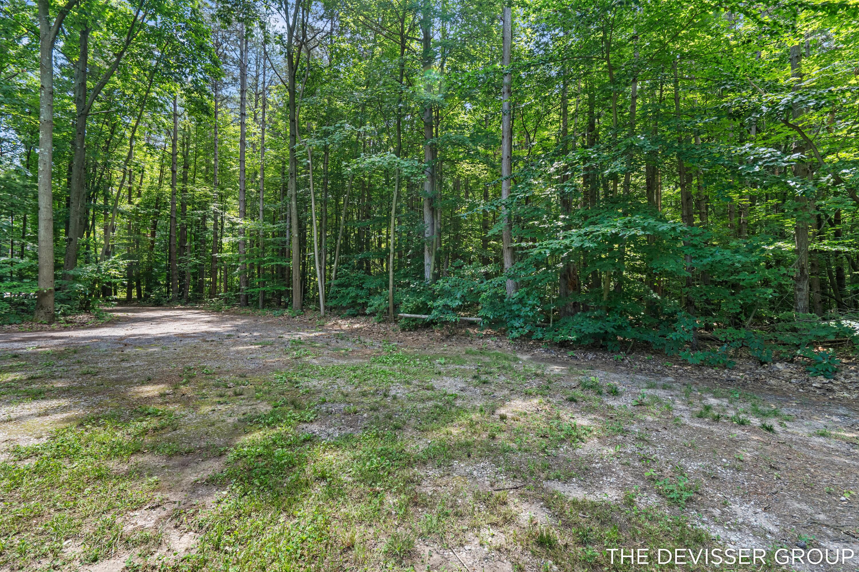 5837 Timber Bluff Trail Fennville MI 49408