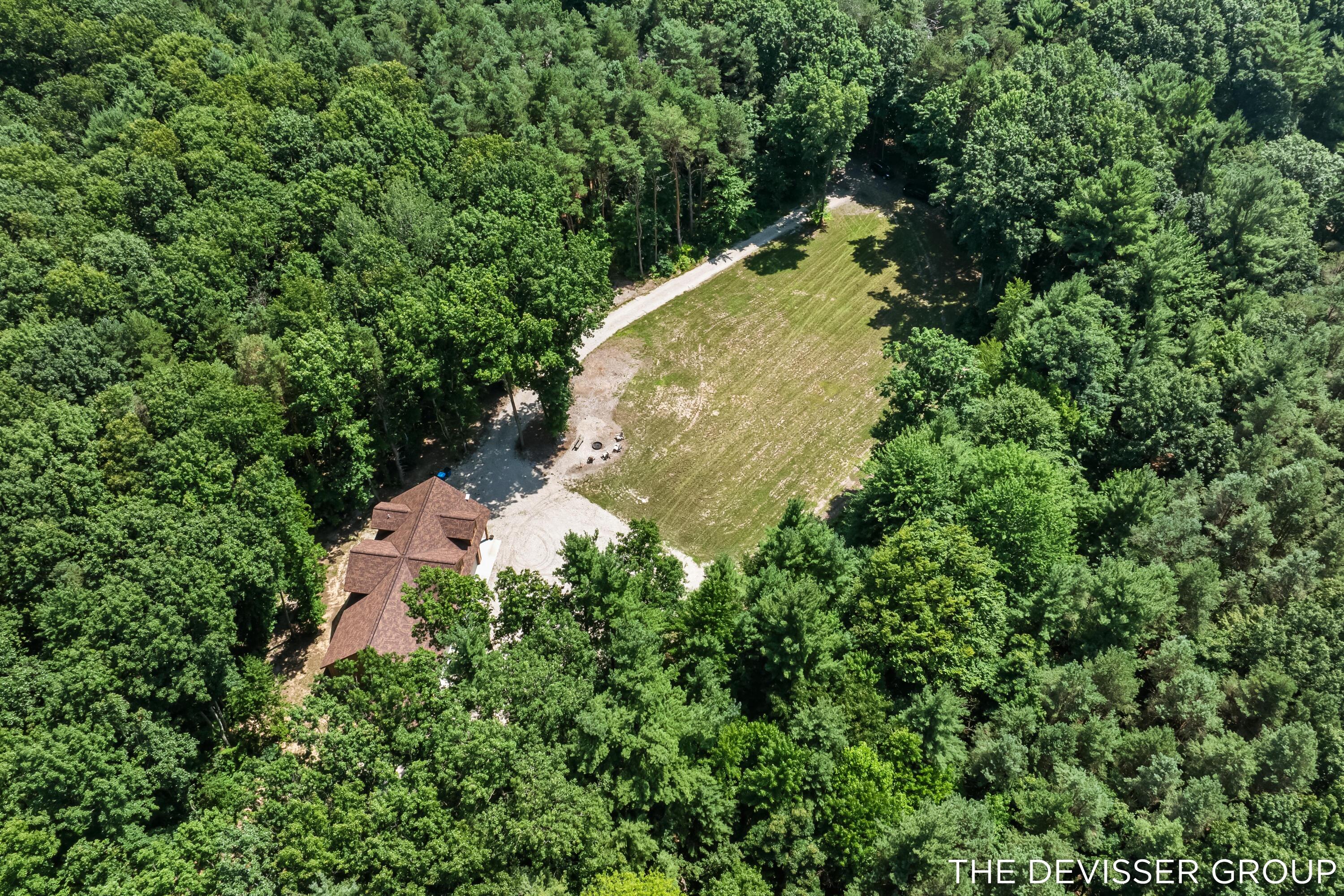 5837 Timber Bluff Trail Fennville MI 49408