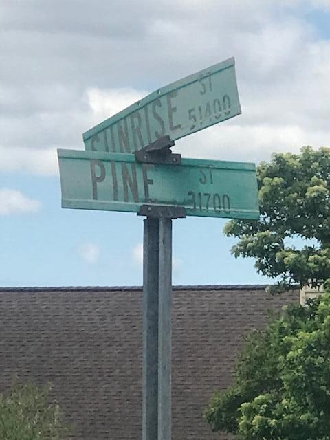 Ville Pine Street Dowagiac MI 49047