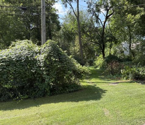 3491 Eastern Avenue NE Grand Rapids MI 49525