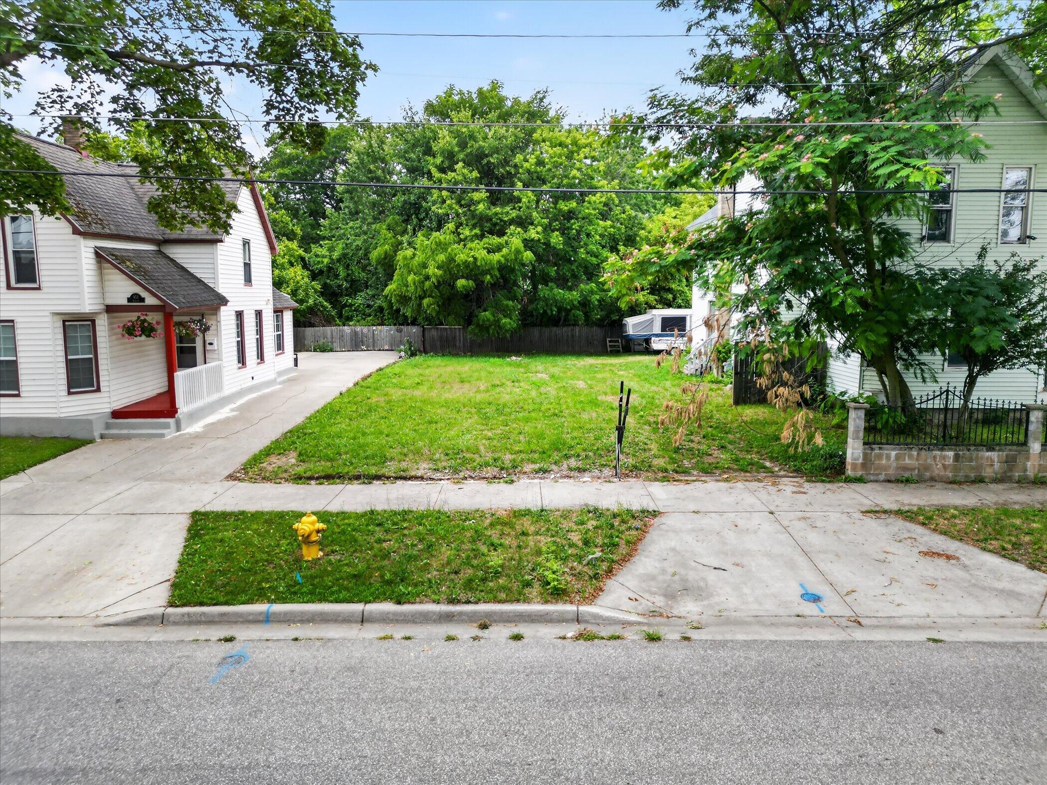 851 Oakland Avenue SW Grand Rapids MI 49503