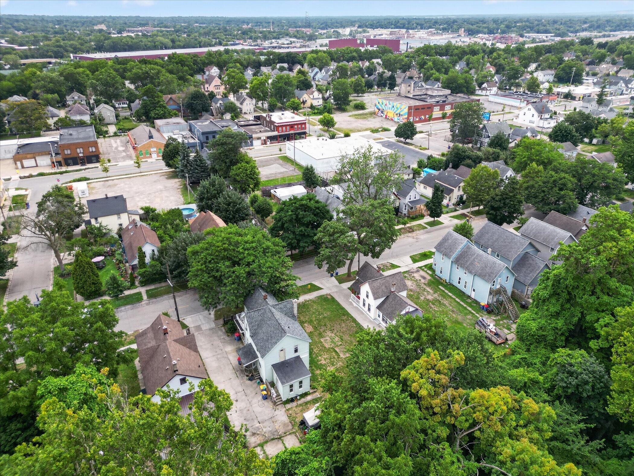 851 Oakland Avenue SW Grand Rapids MI 49503