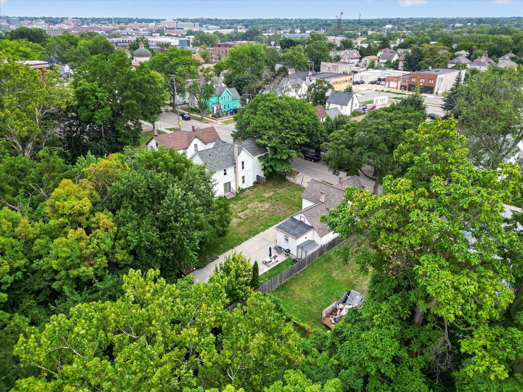851 Oakland Avenue SW Grand Rapids MI 49503