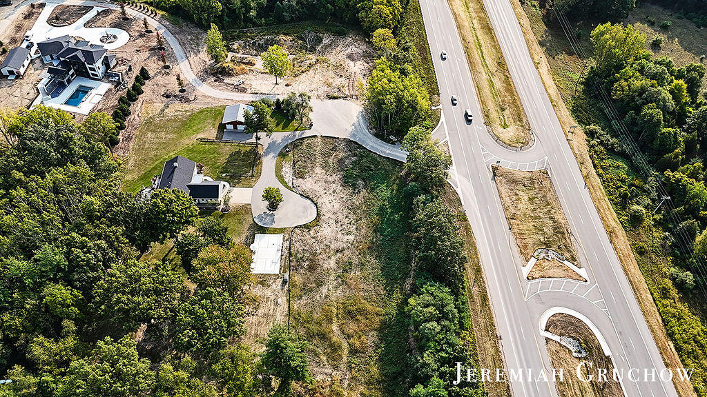 V/l 60 Ada Hills Drive SE Ada MI 49301