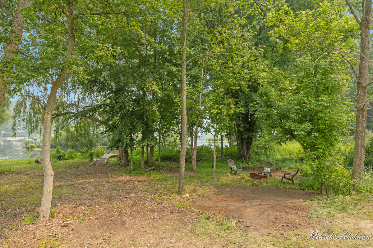 9696 10 Mile Road NE Rockford MI 49341