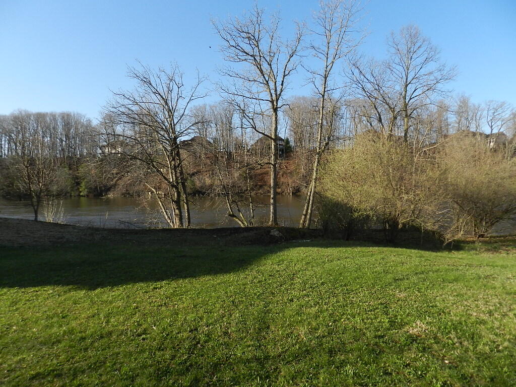 590 Swan River Drive Benton Harbor MI 49022