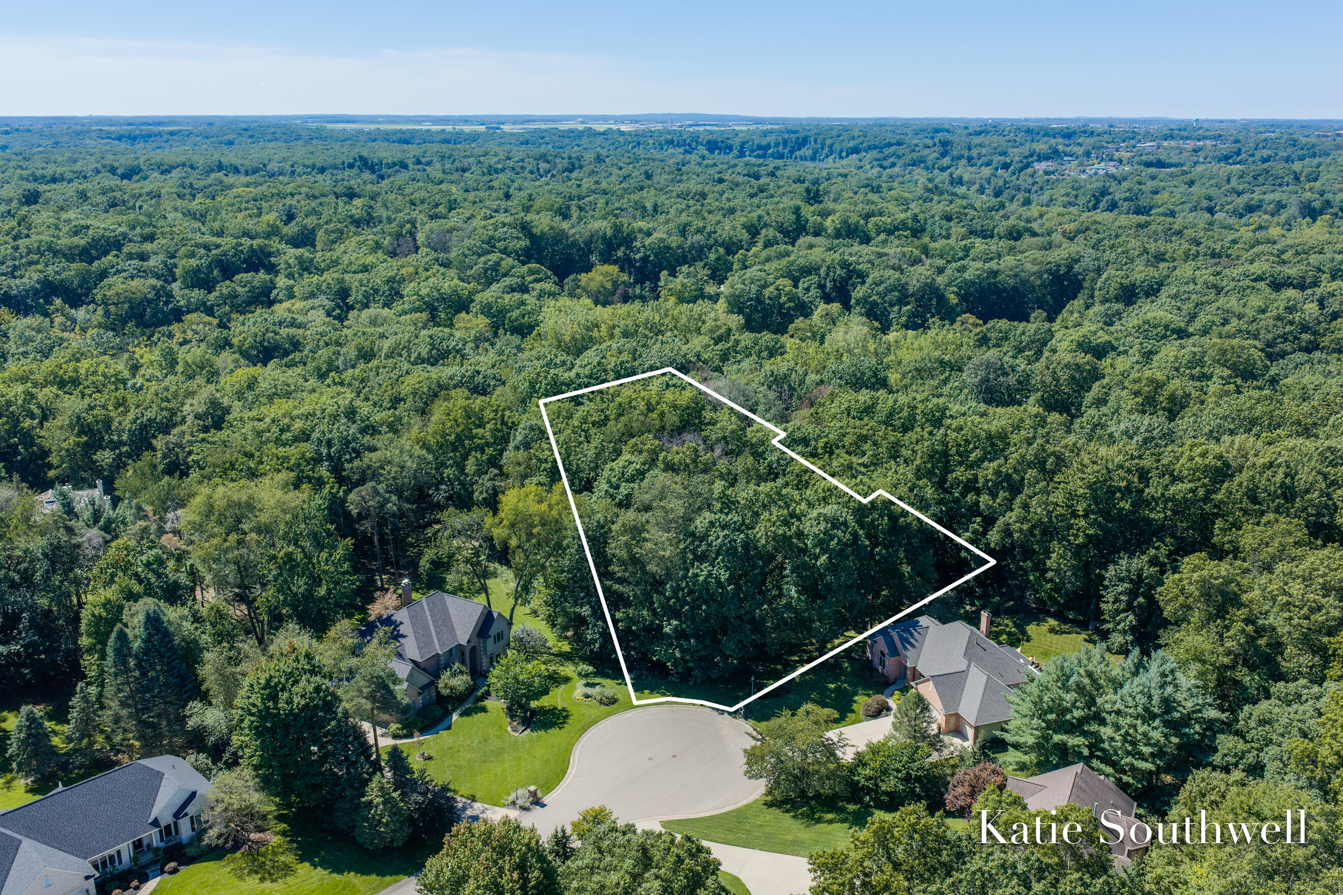 7670 Wood Violet Court SE Grand Rapids MI 49546