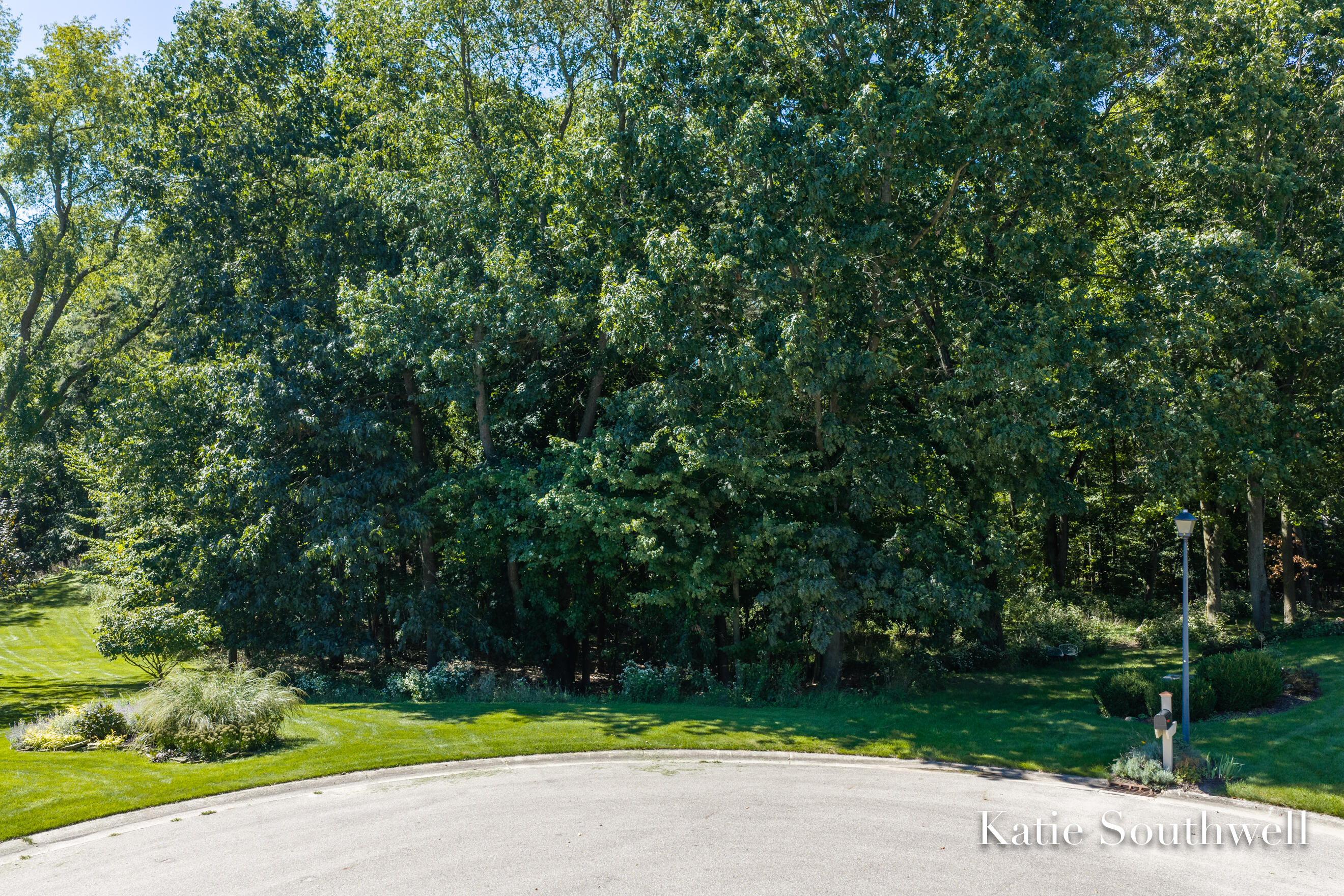 7670 Wood Violet Court SE Grand Rapids MI 49546