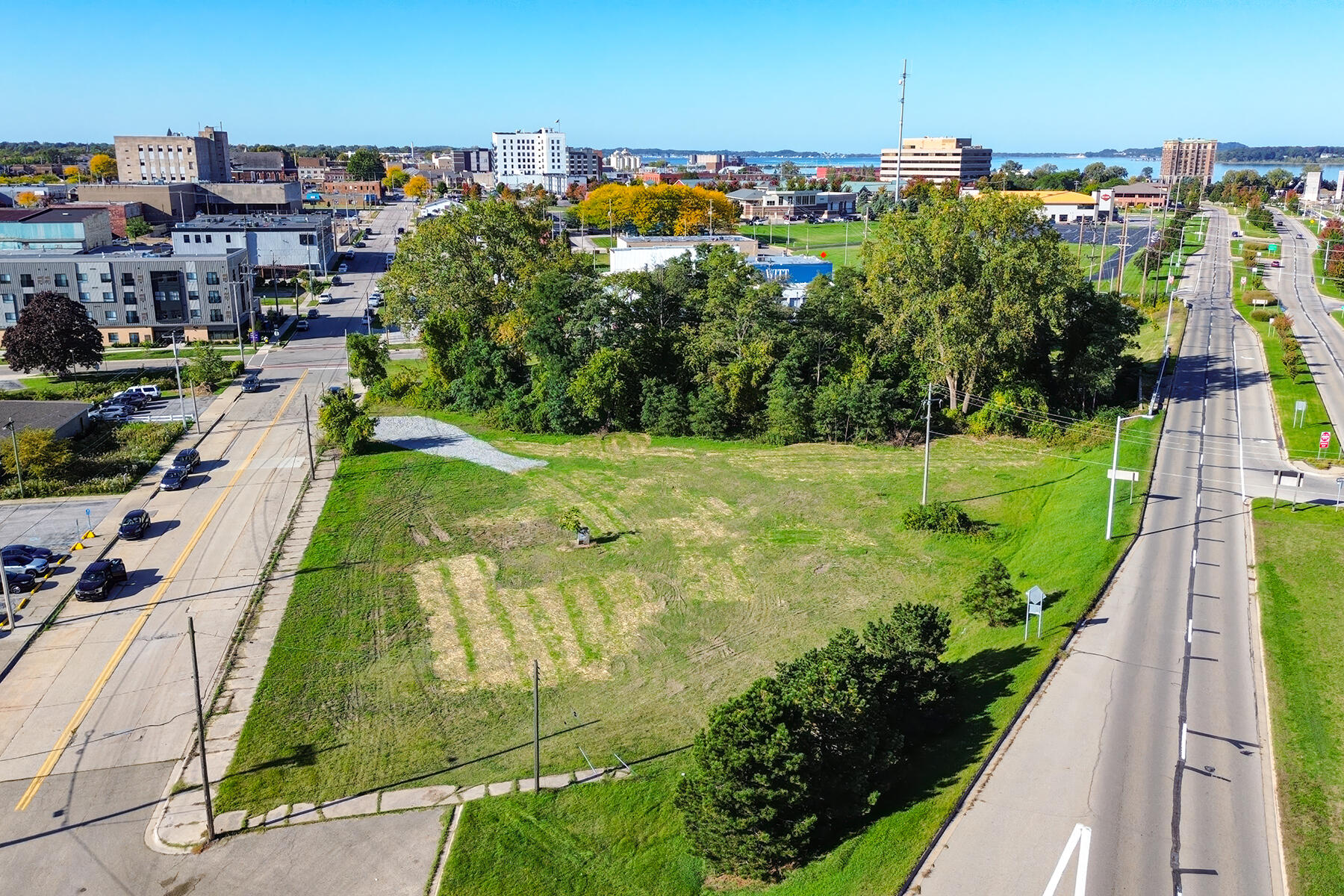 30 E Clay Avenue Muskegon MI 49442