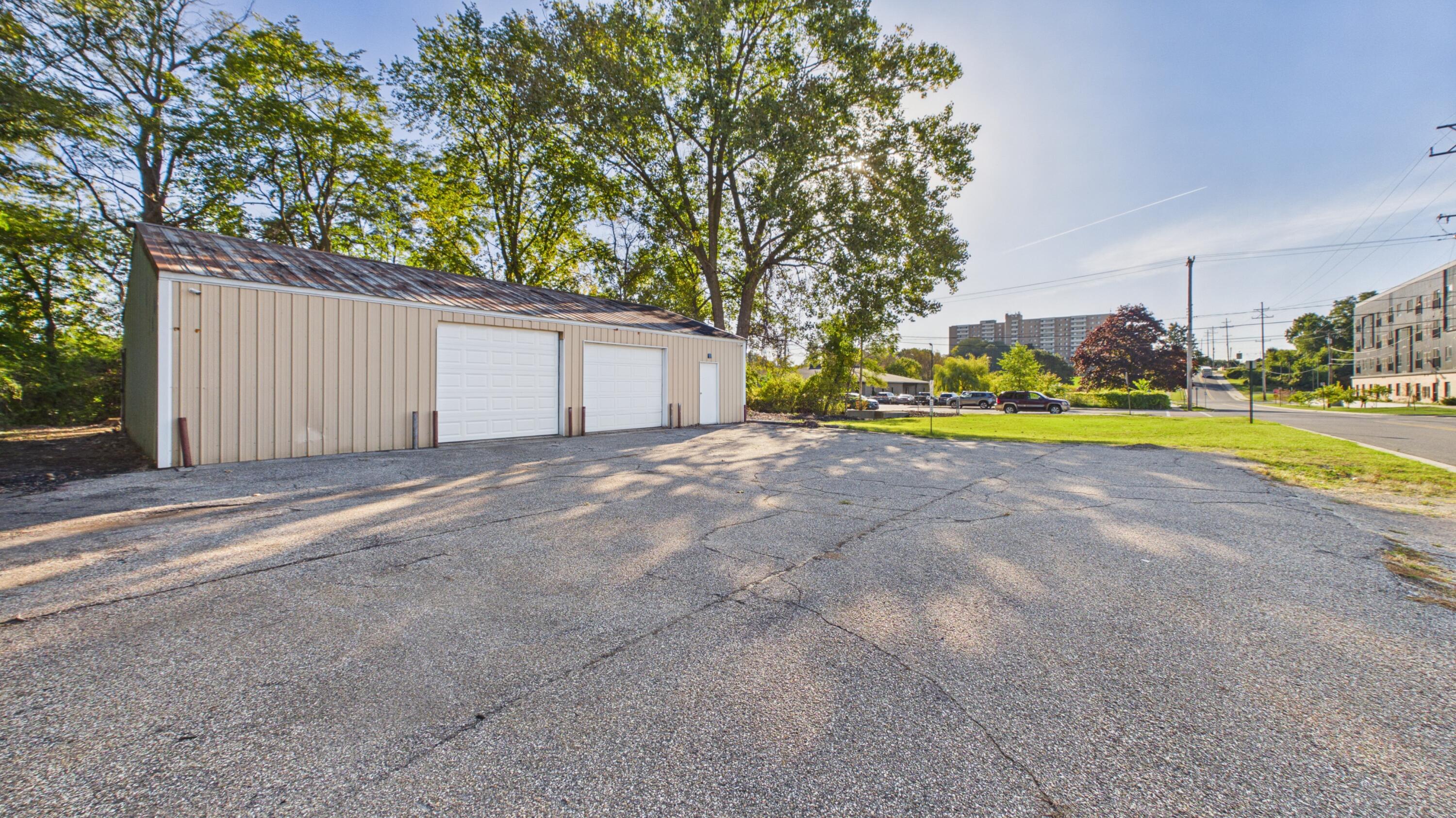 30 E Clay Avenue Muskegon MI 49442