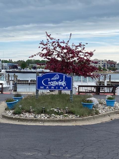 98 Harbor Drive Ludington MI 49431